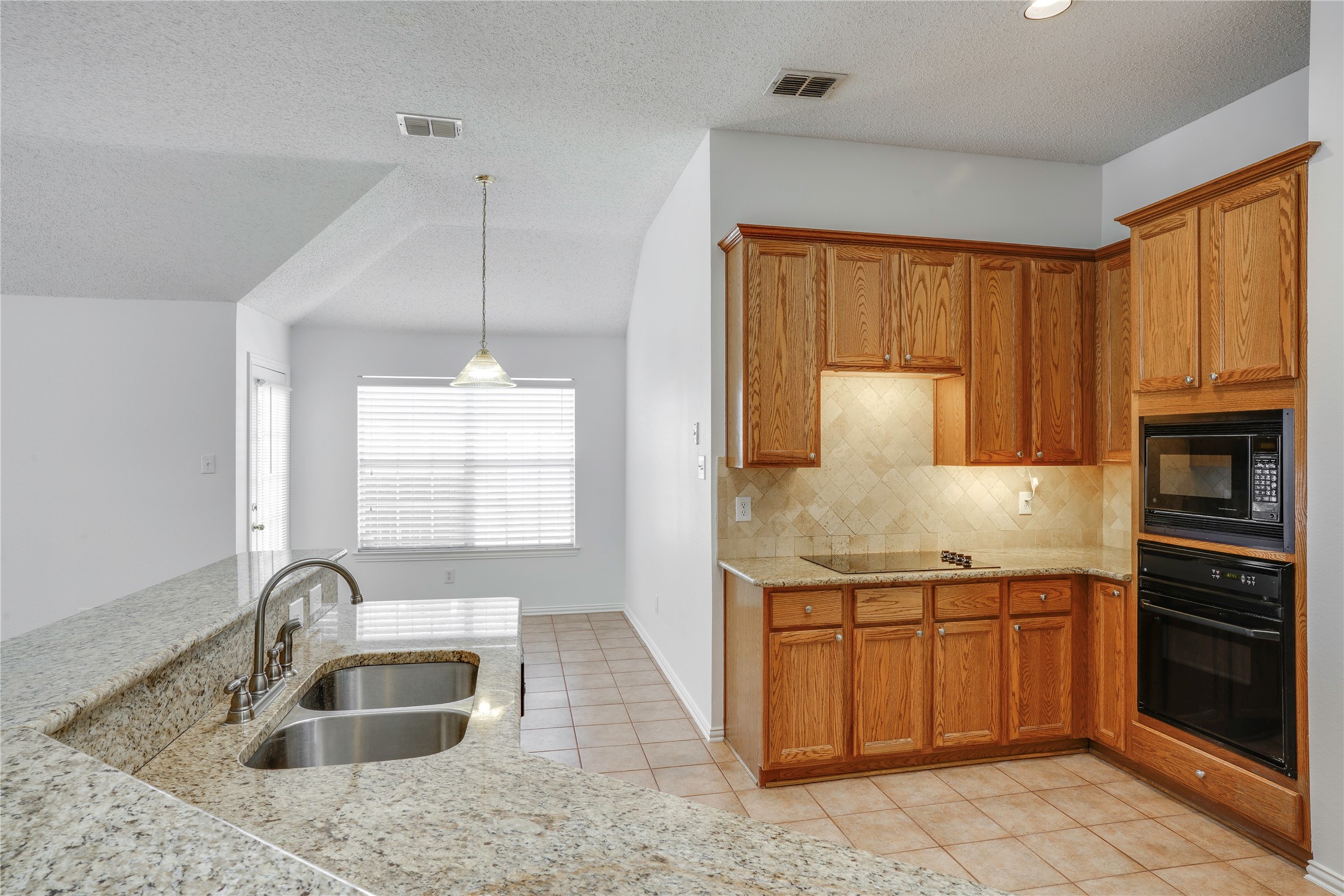 8611 Ironwood Drive Irving TX 75063