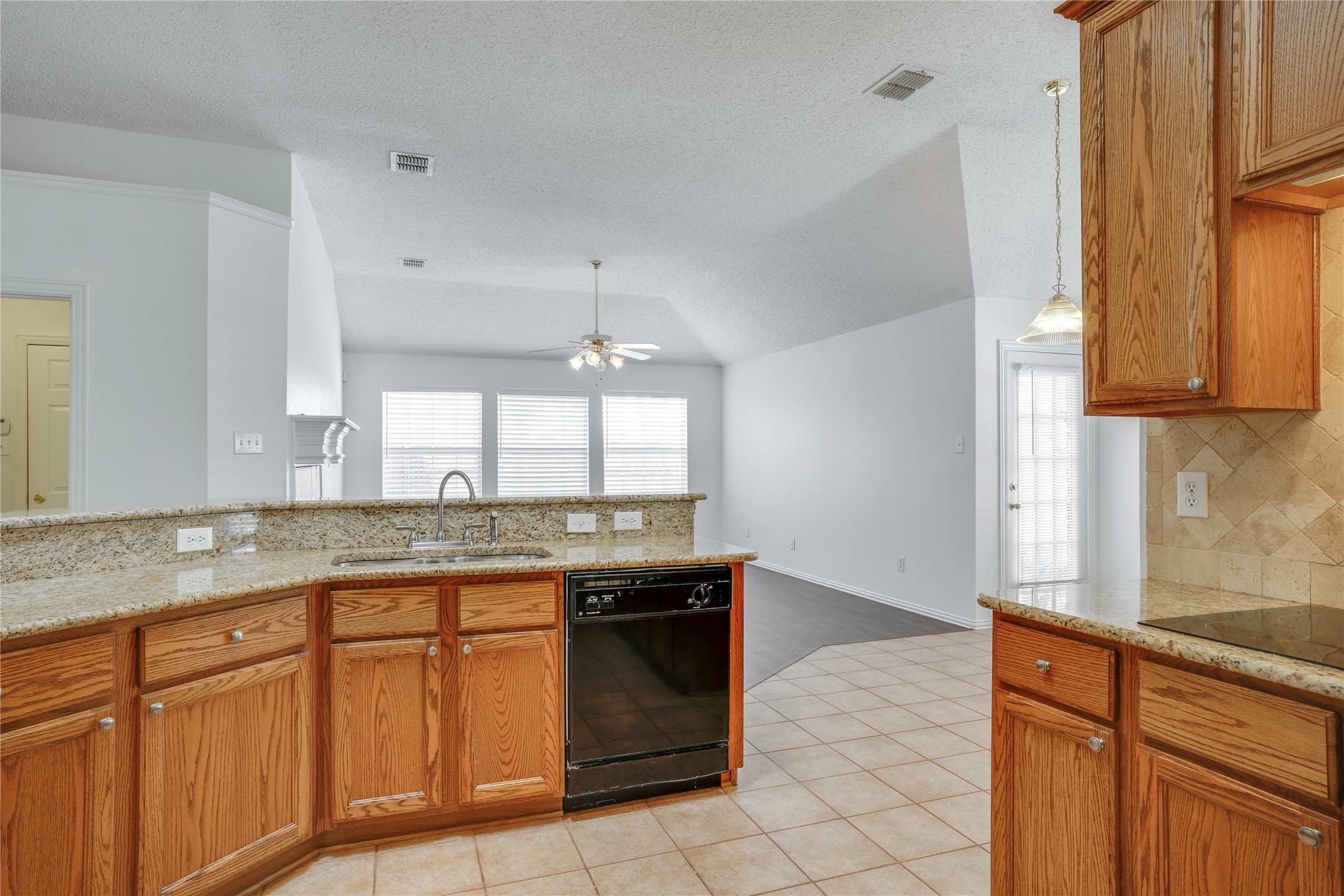 8611 Ironwood Drive Irving TX 75063