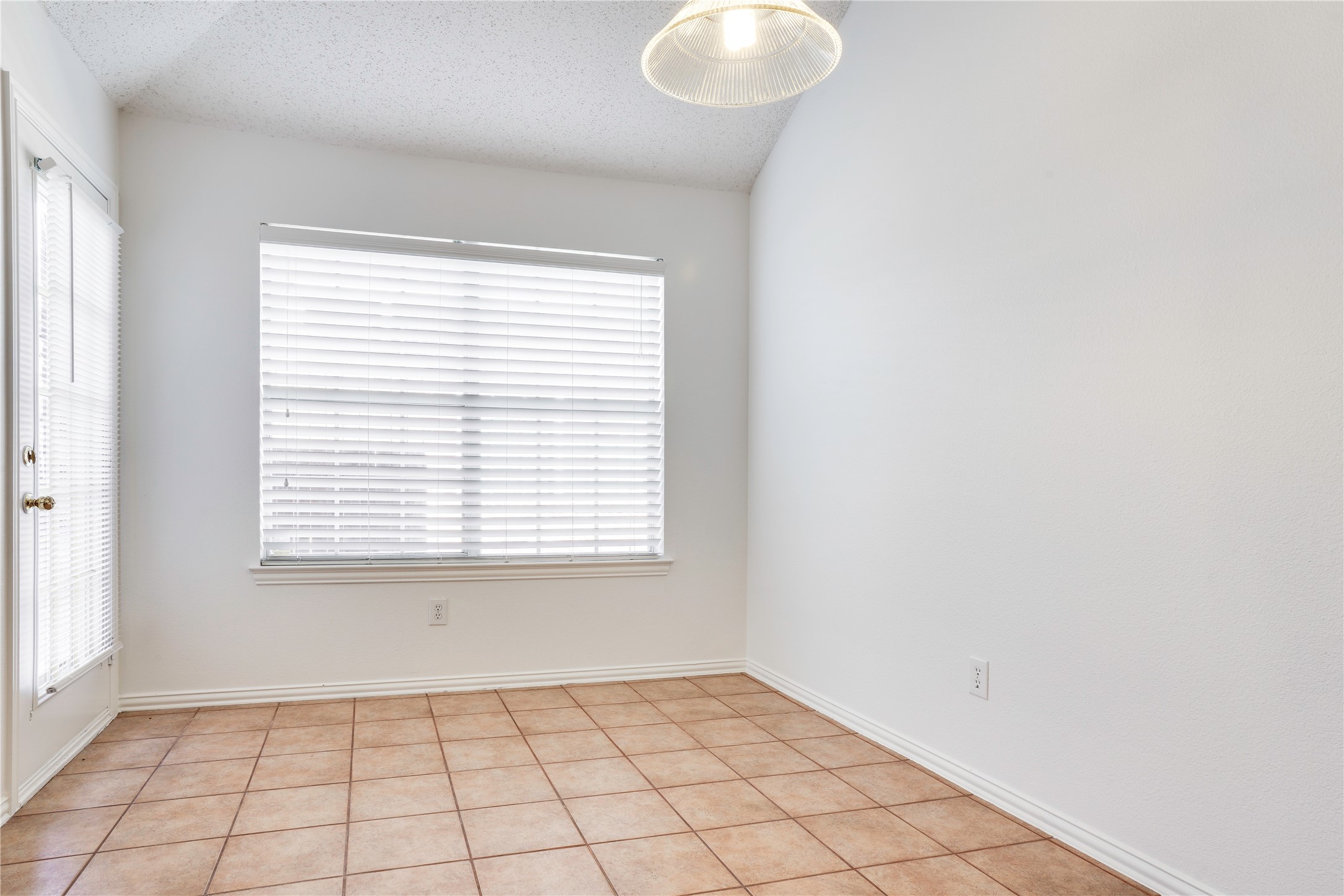 8611 Ironwood Drive Irving TX 75063
