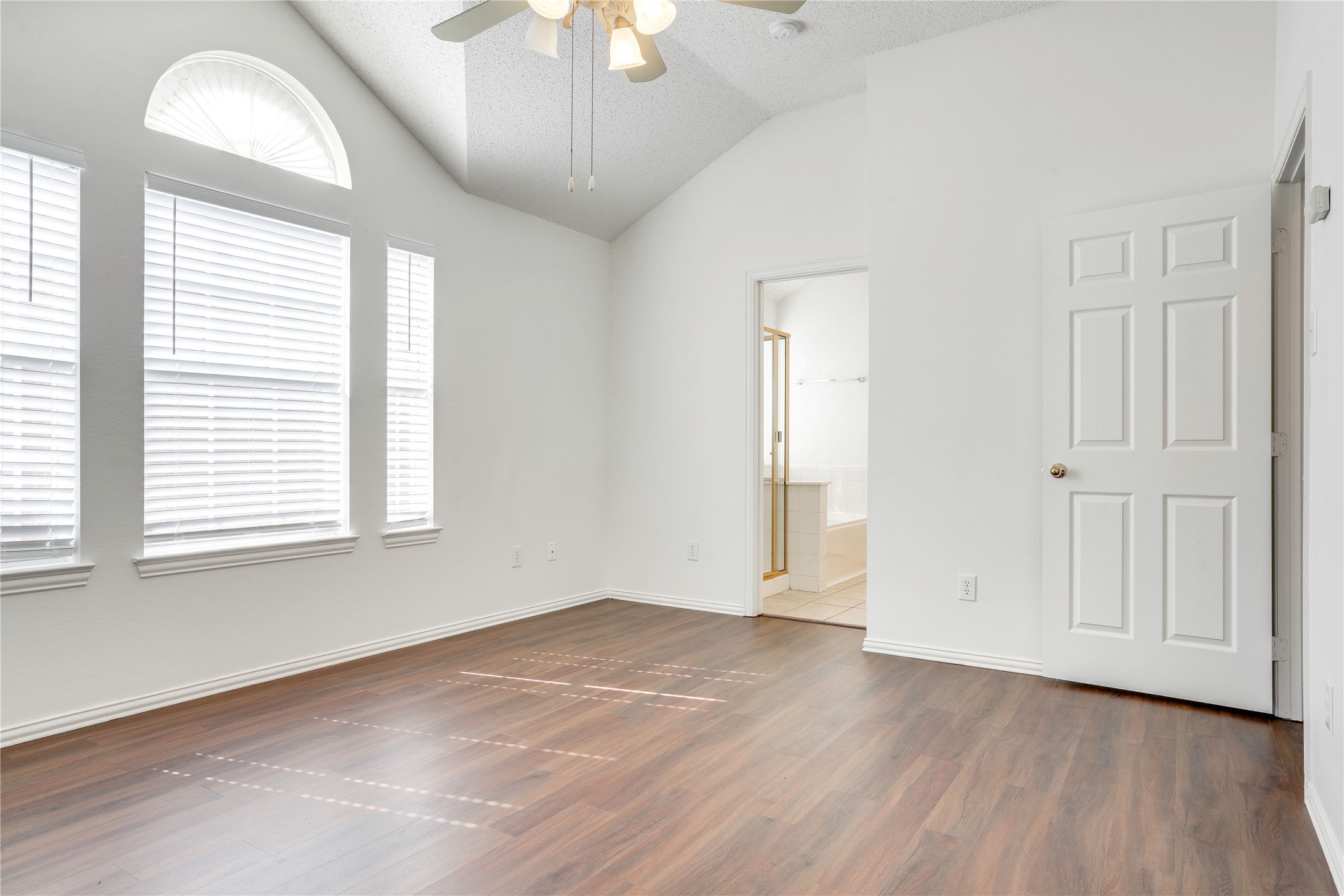 8611 Ironwood Drive Irving TX 75063