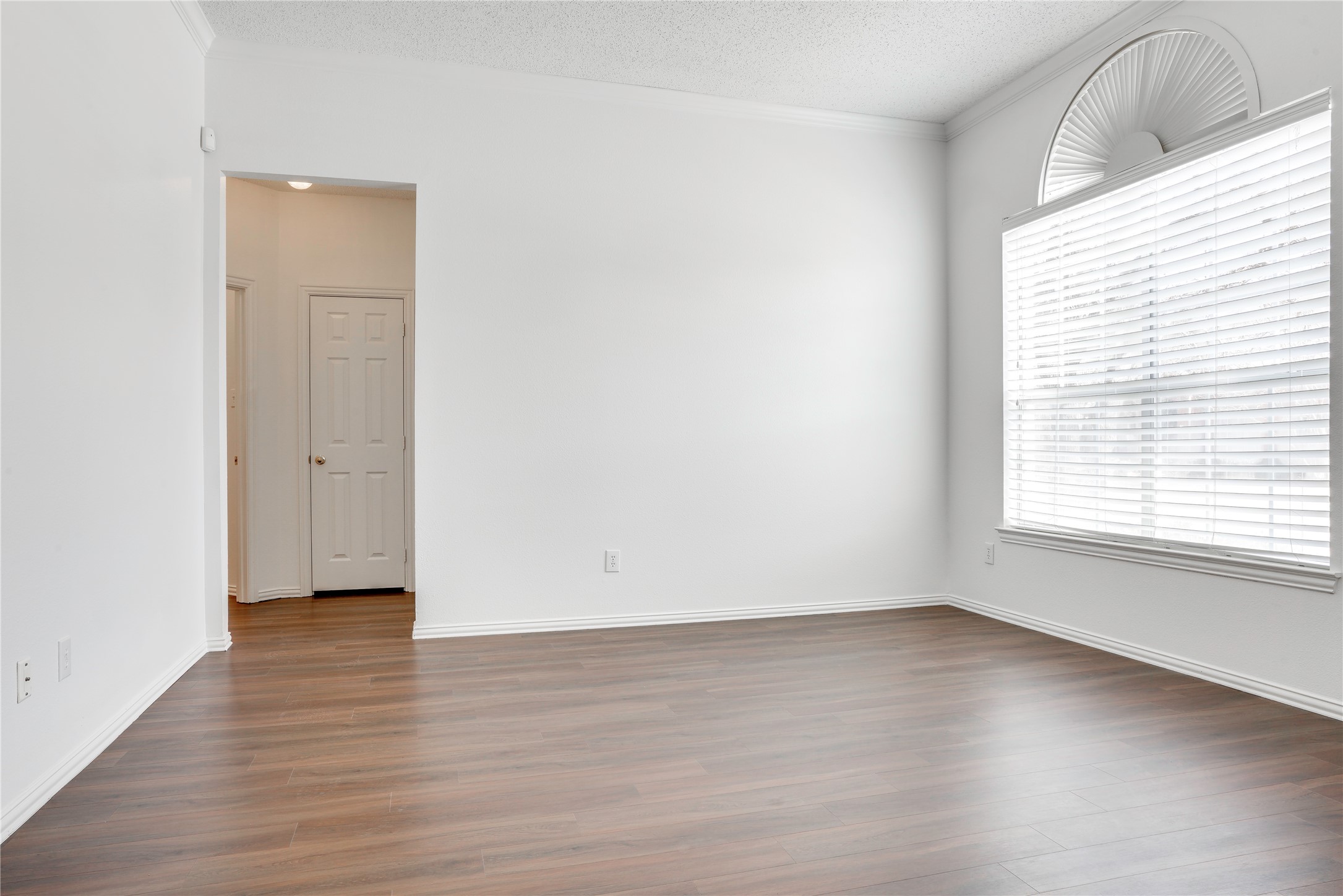 8611 Ironwood Drive Irving TX 75063