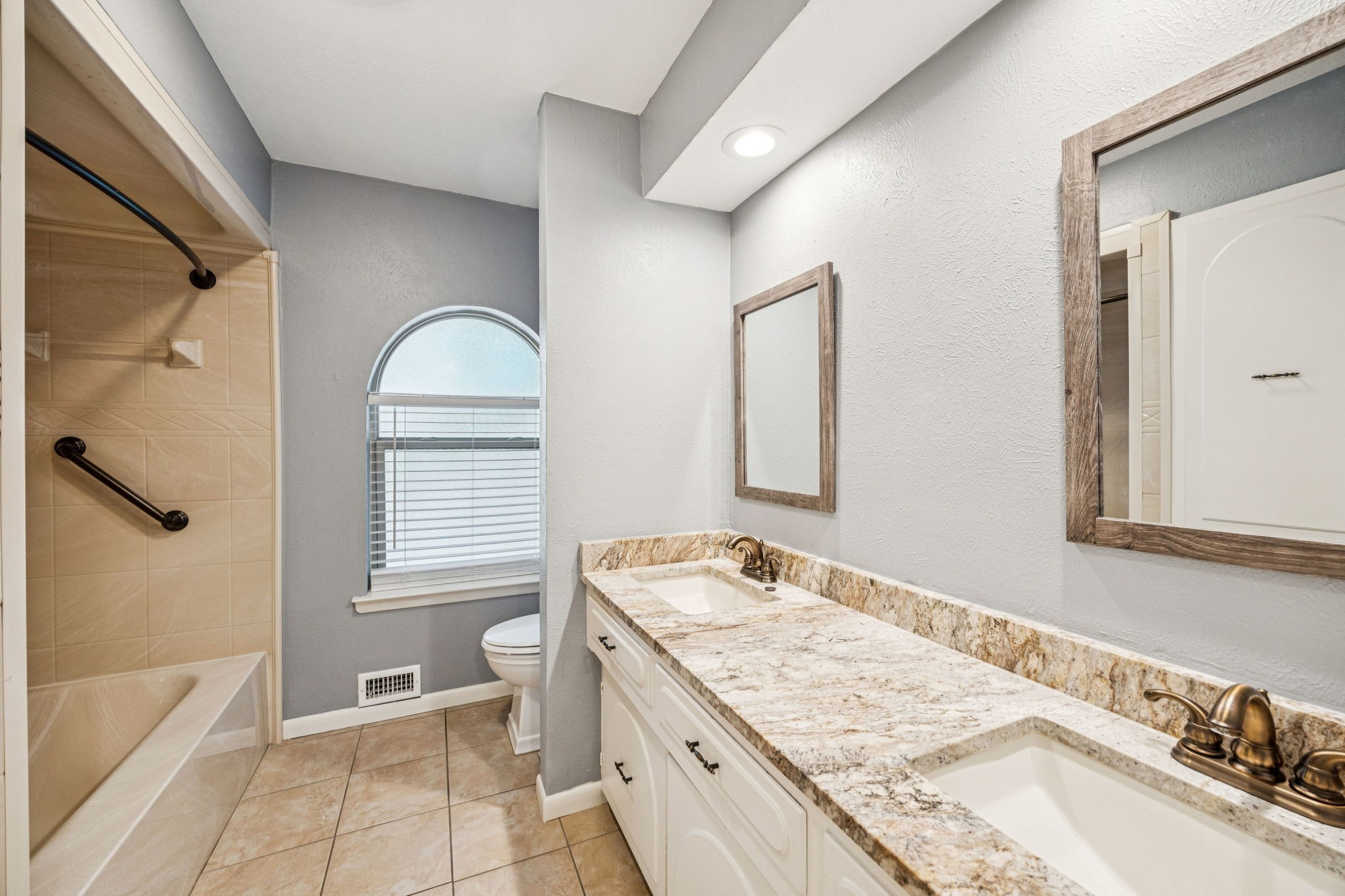 1610 Lexington Drive Garland TX 75041