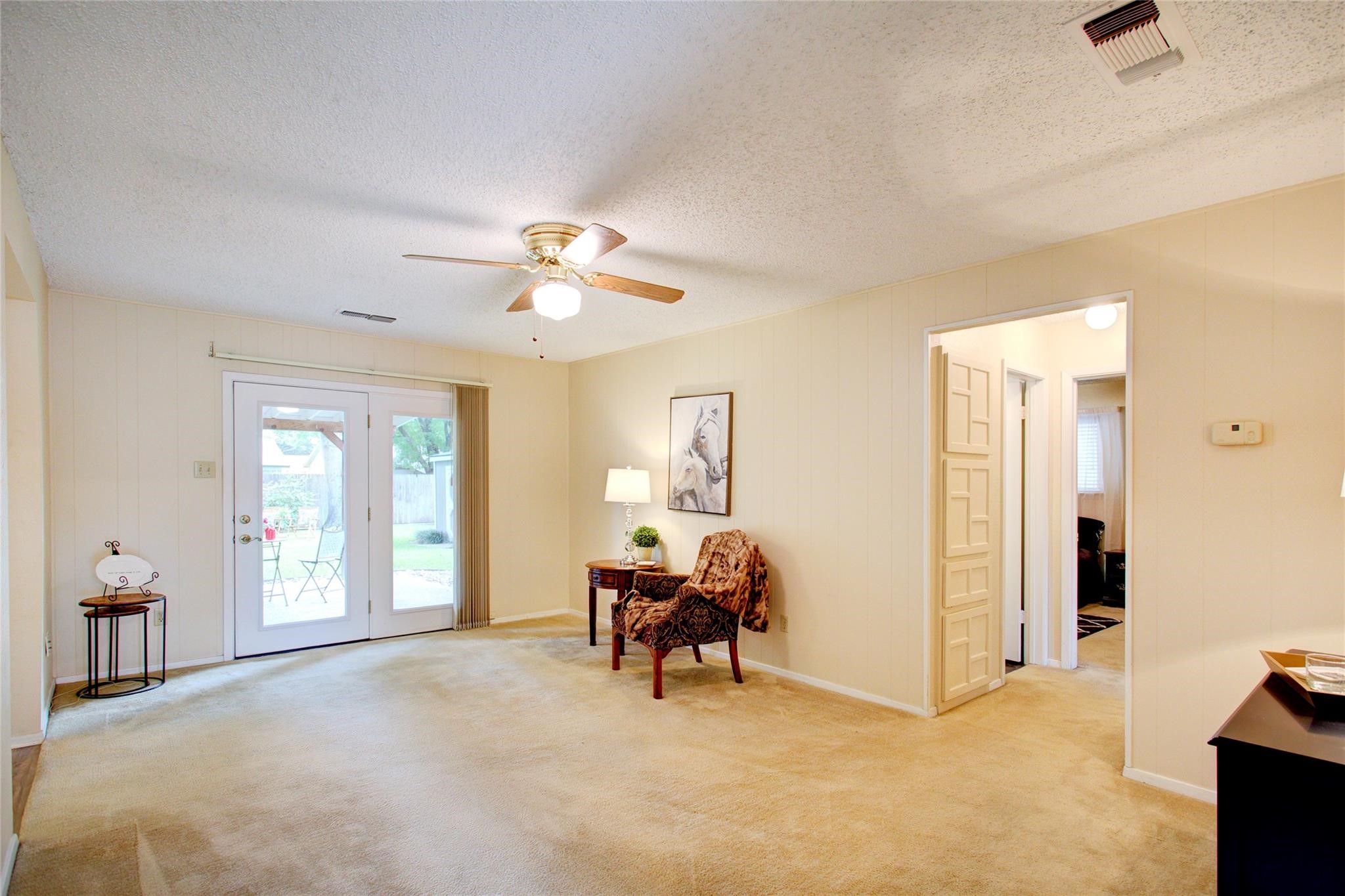 2311 Vassar Court Arlington TX 76015