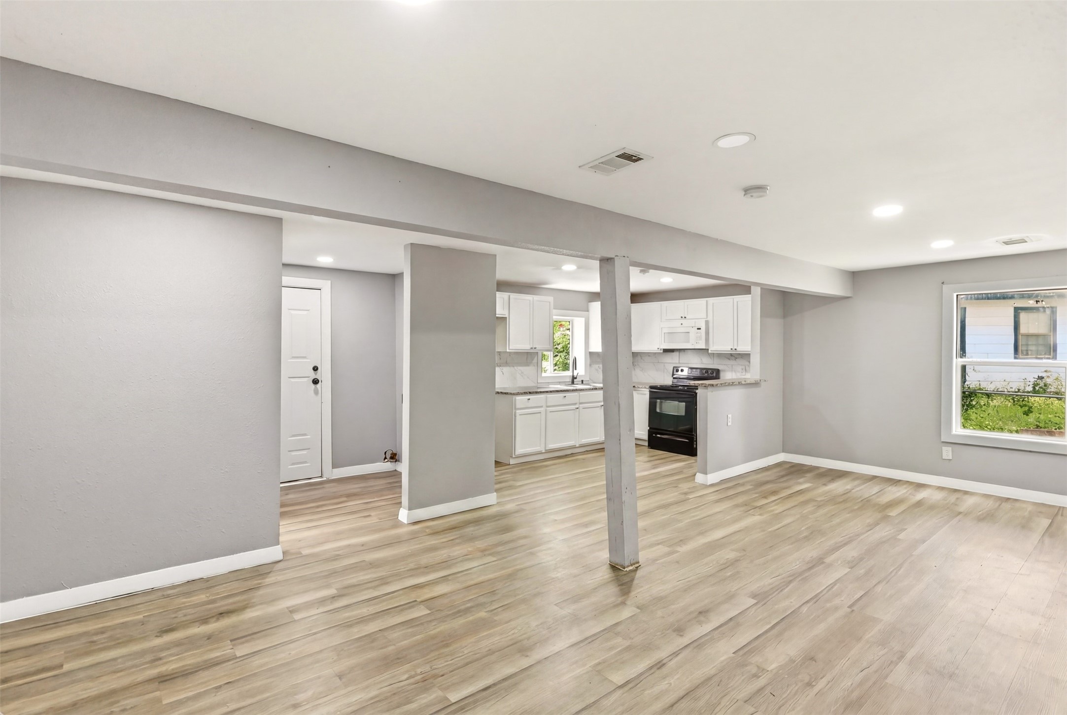4105 Balch Drive Dallas TX 75216
