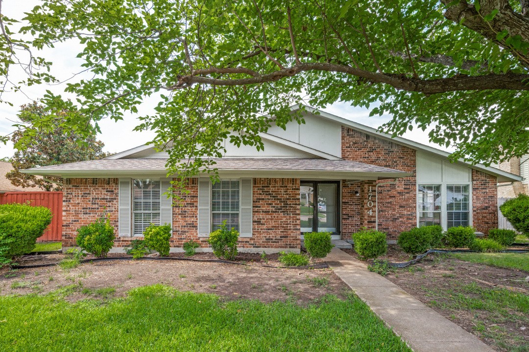 1704 Carol Stream Drive Richardson TX 75081