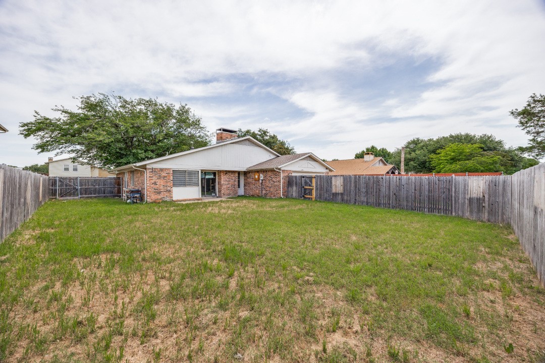 1704 Carol Stream Drive Richardson TX 75081