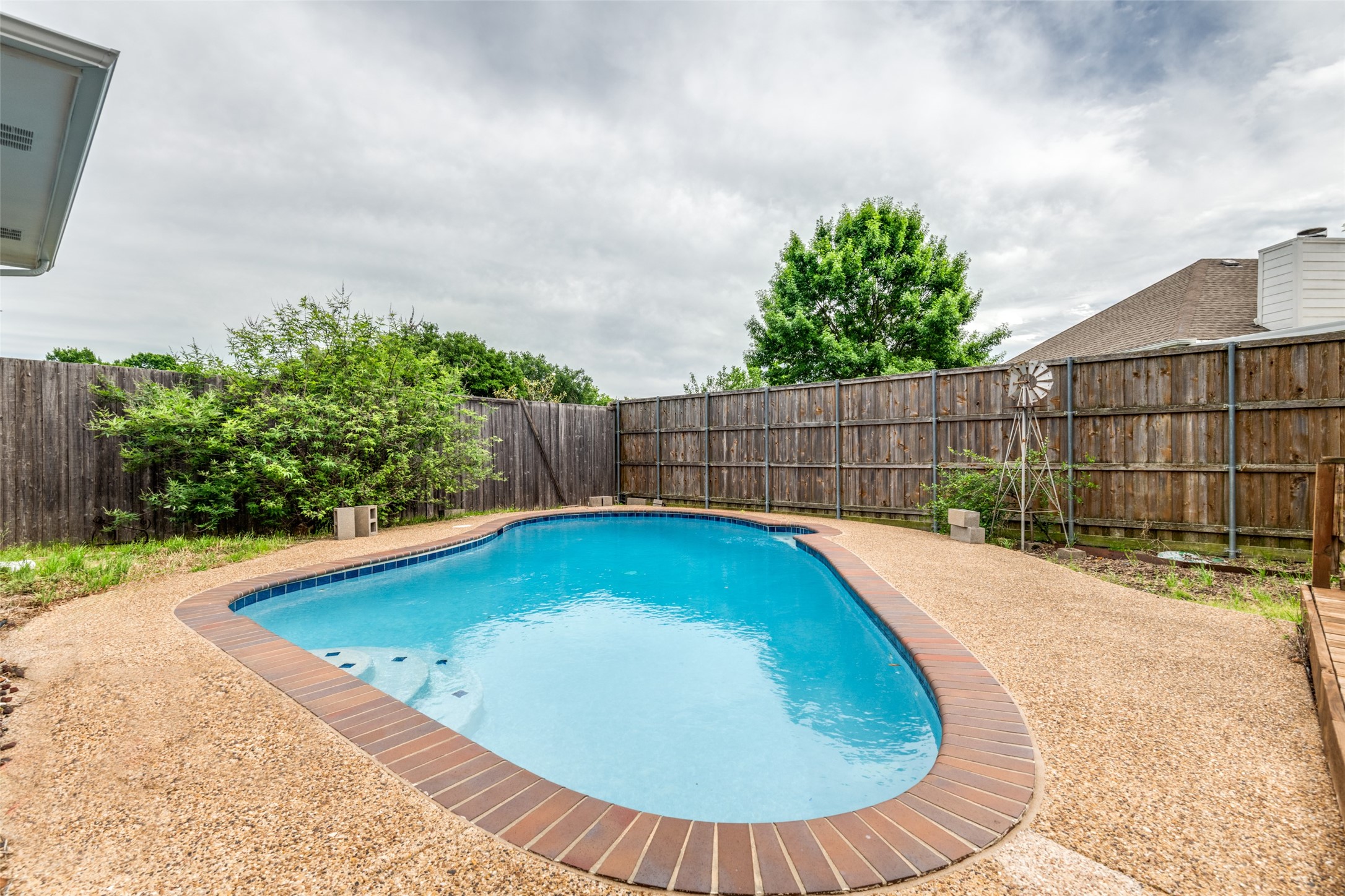 8110 Regatta Drive Rowlett TX 75089