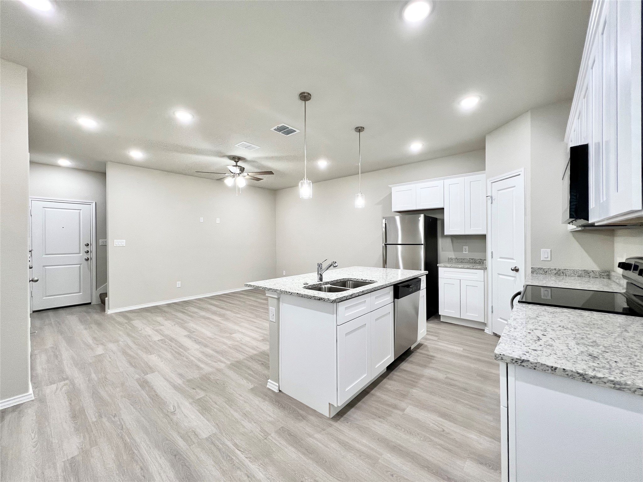 3501 E Renfro Street Burleson TX 76028