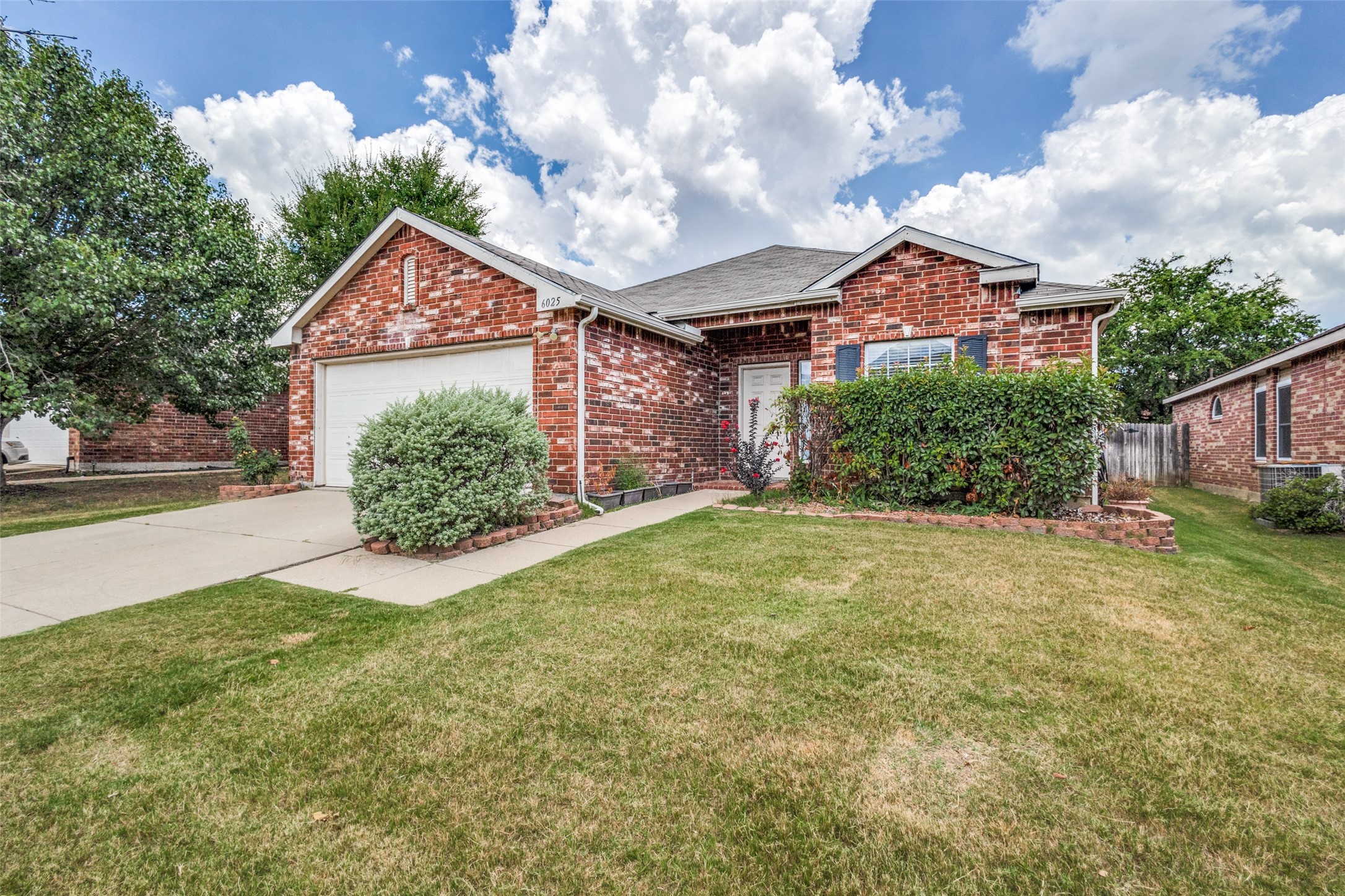 6025 Goldenrod Drive Denton TX 76208
