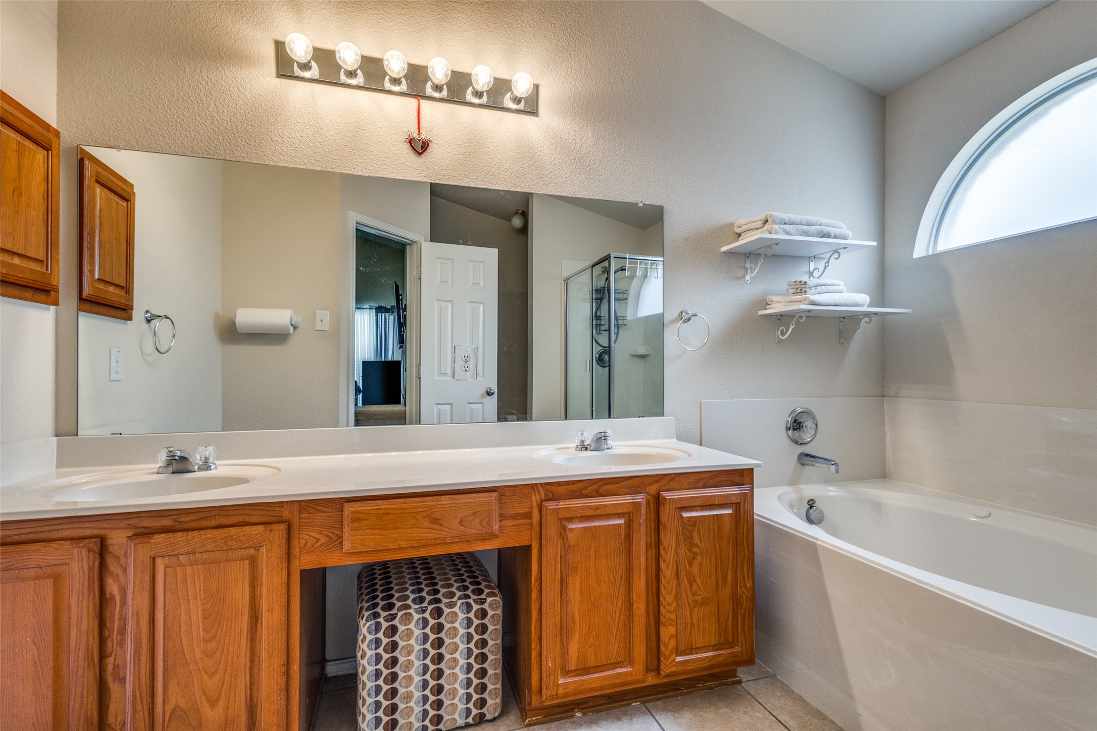 6025 Goldenrod Drive Denton TX 76208
