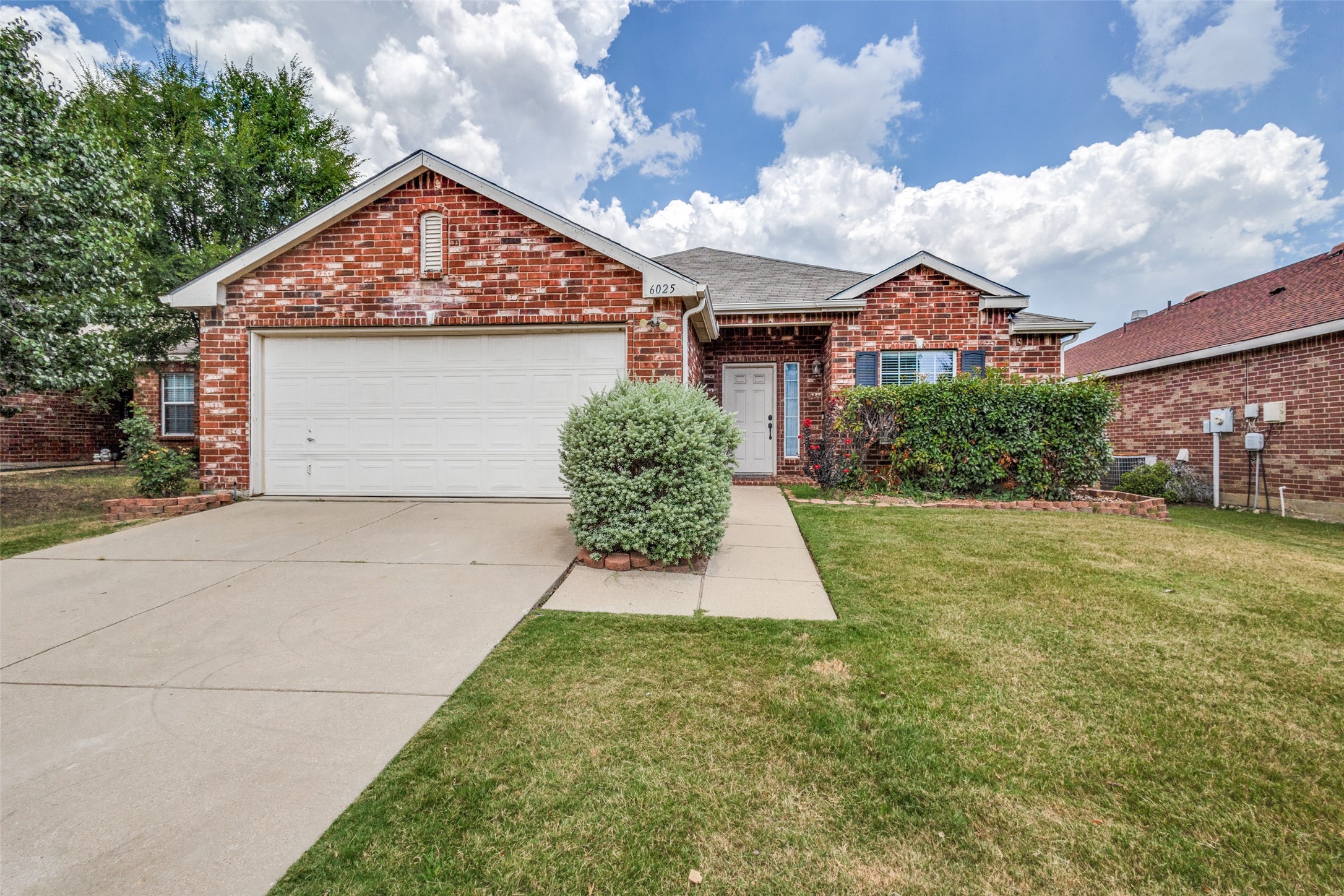 6025 Goldenrod Drive Denton TX 76208
