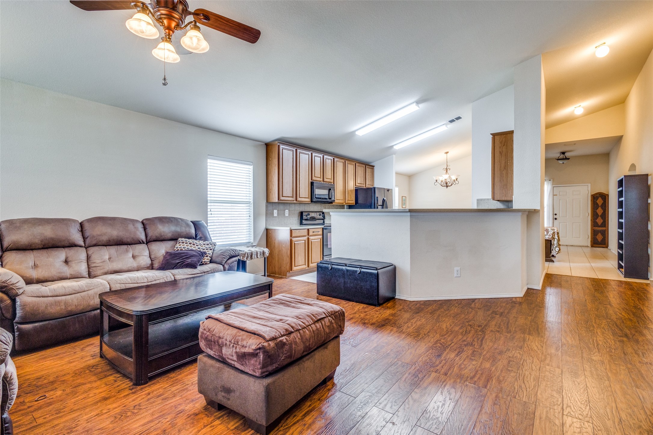 6025 Goldenrod Drive Denton TX 76208