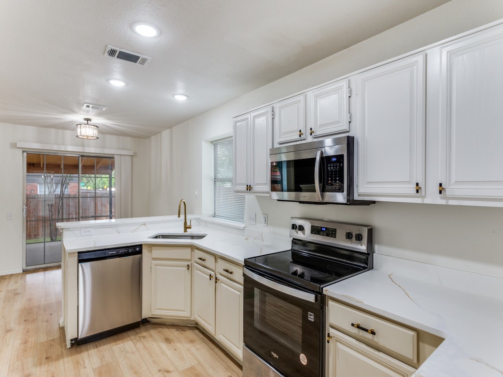 3100 Kathy Lane Fort Worth TX 76123