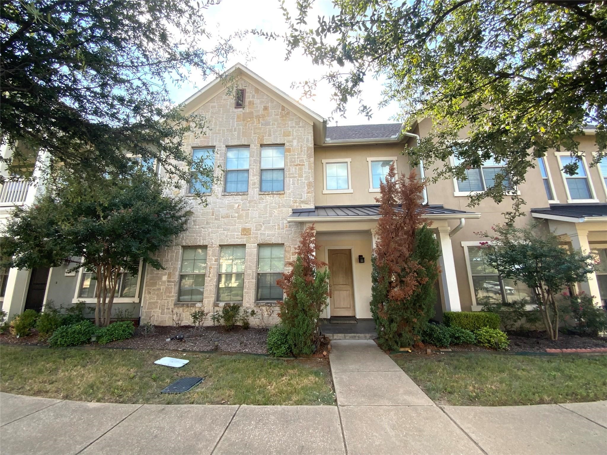 10555 Steinbeck Lane Irving TX 75063