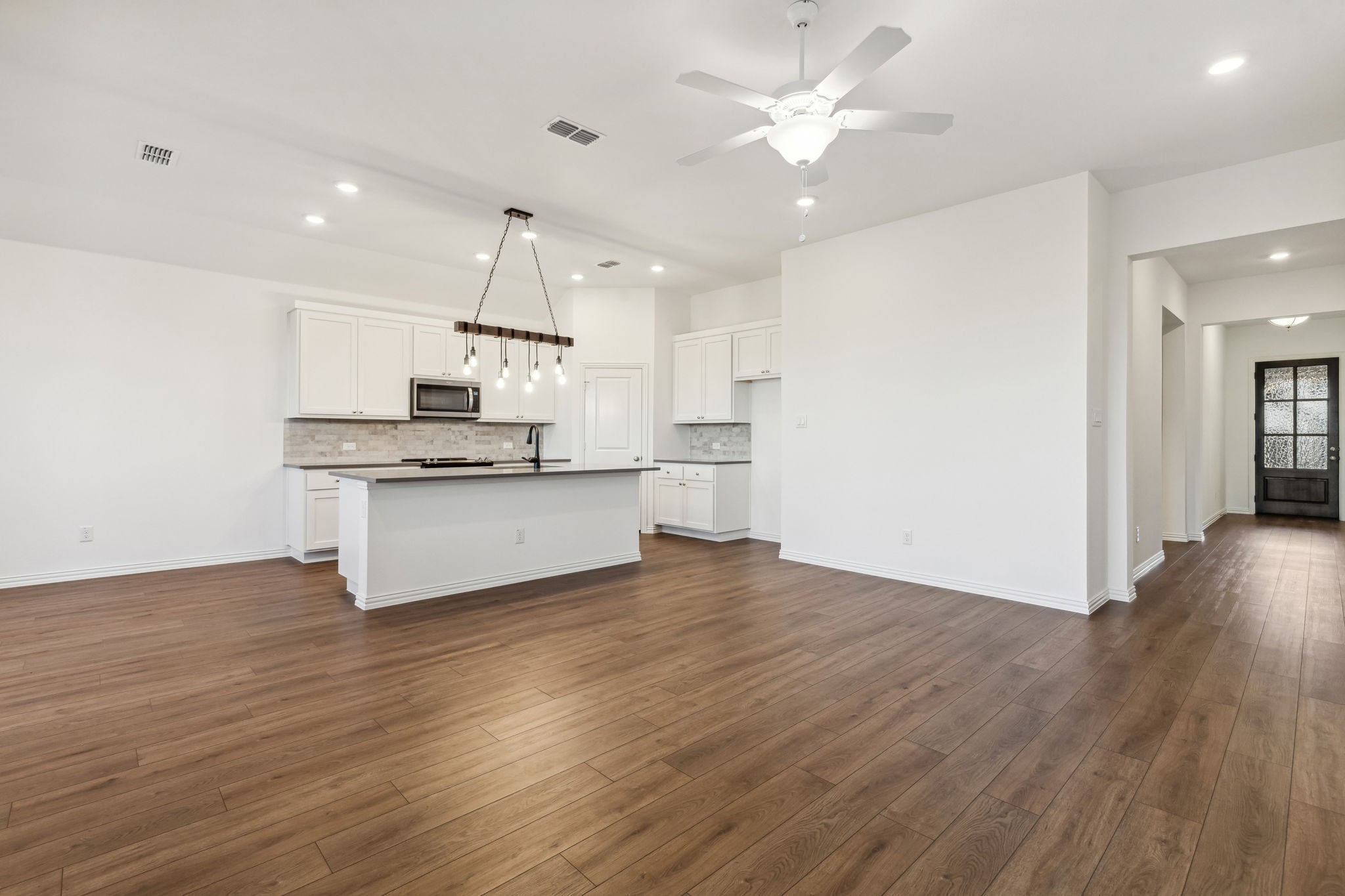 718 Declaration Drive Princeton TX 75407