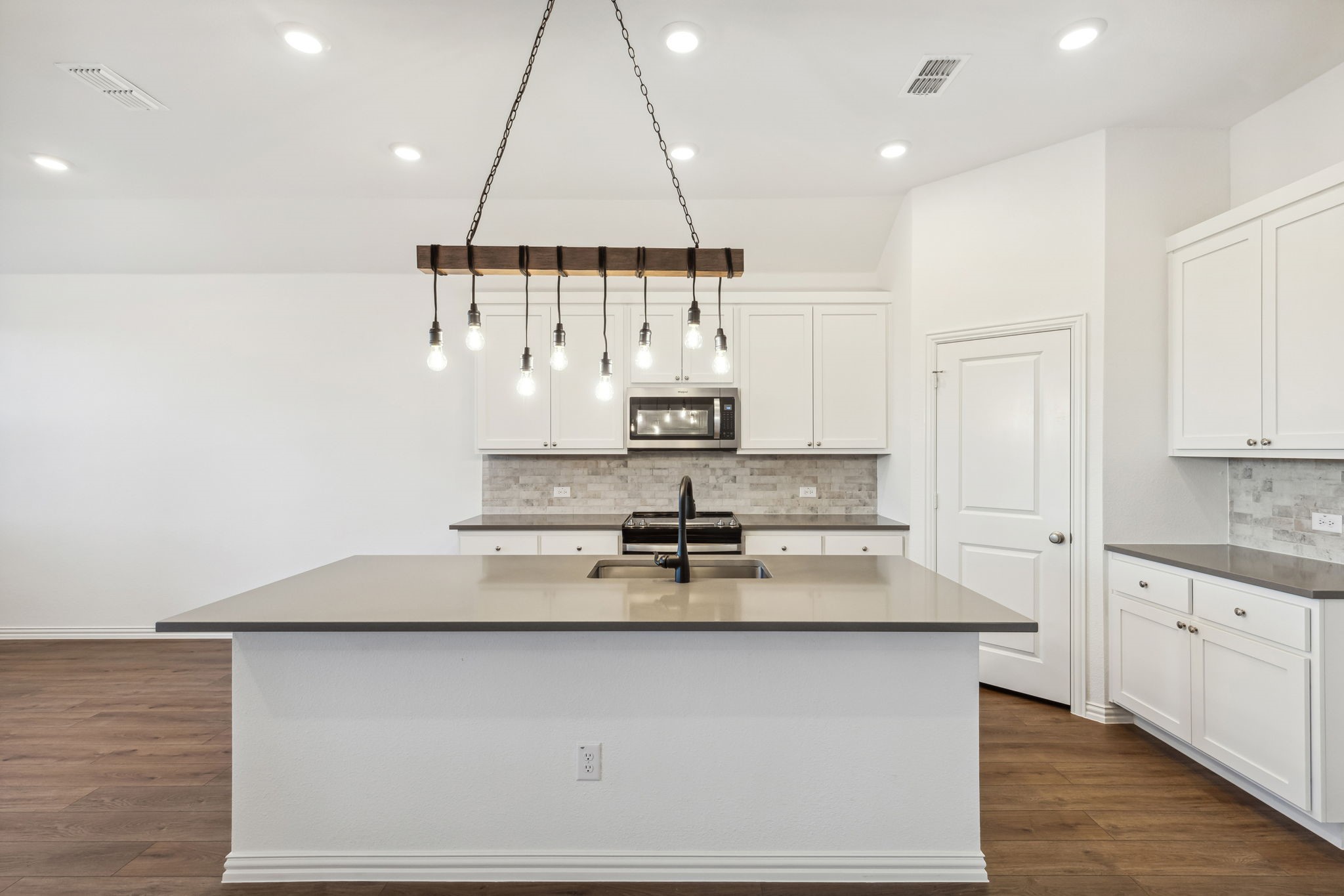 718 Declaration Drive Princeton TX 75407