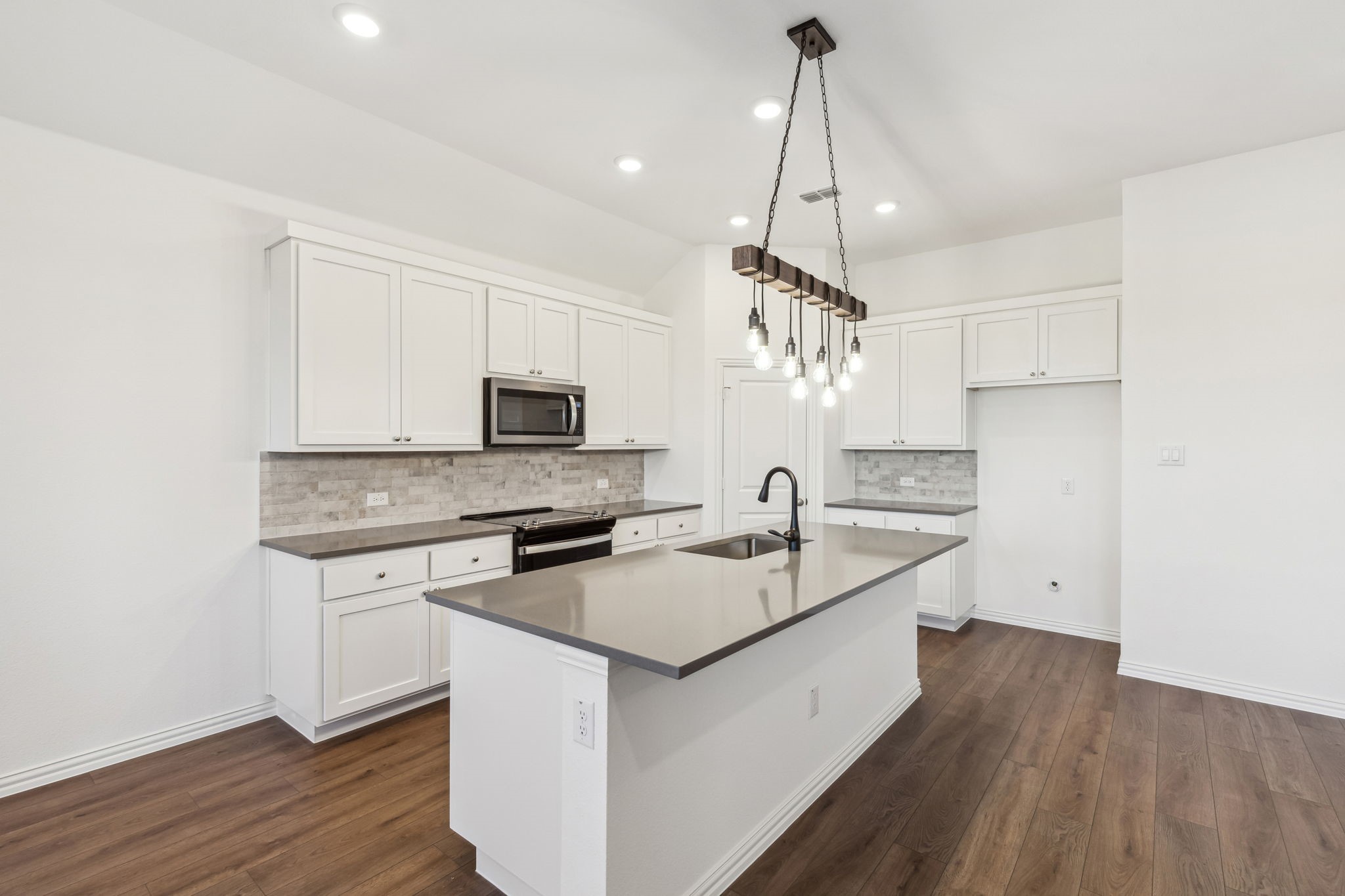 718 Declaration Drive Princeton TX 75407