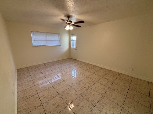762 E Pecan Street Hurst TX 76053
