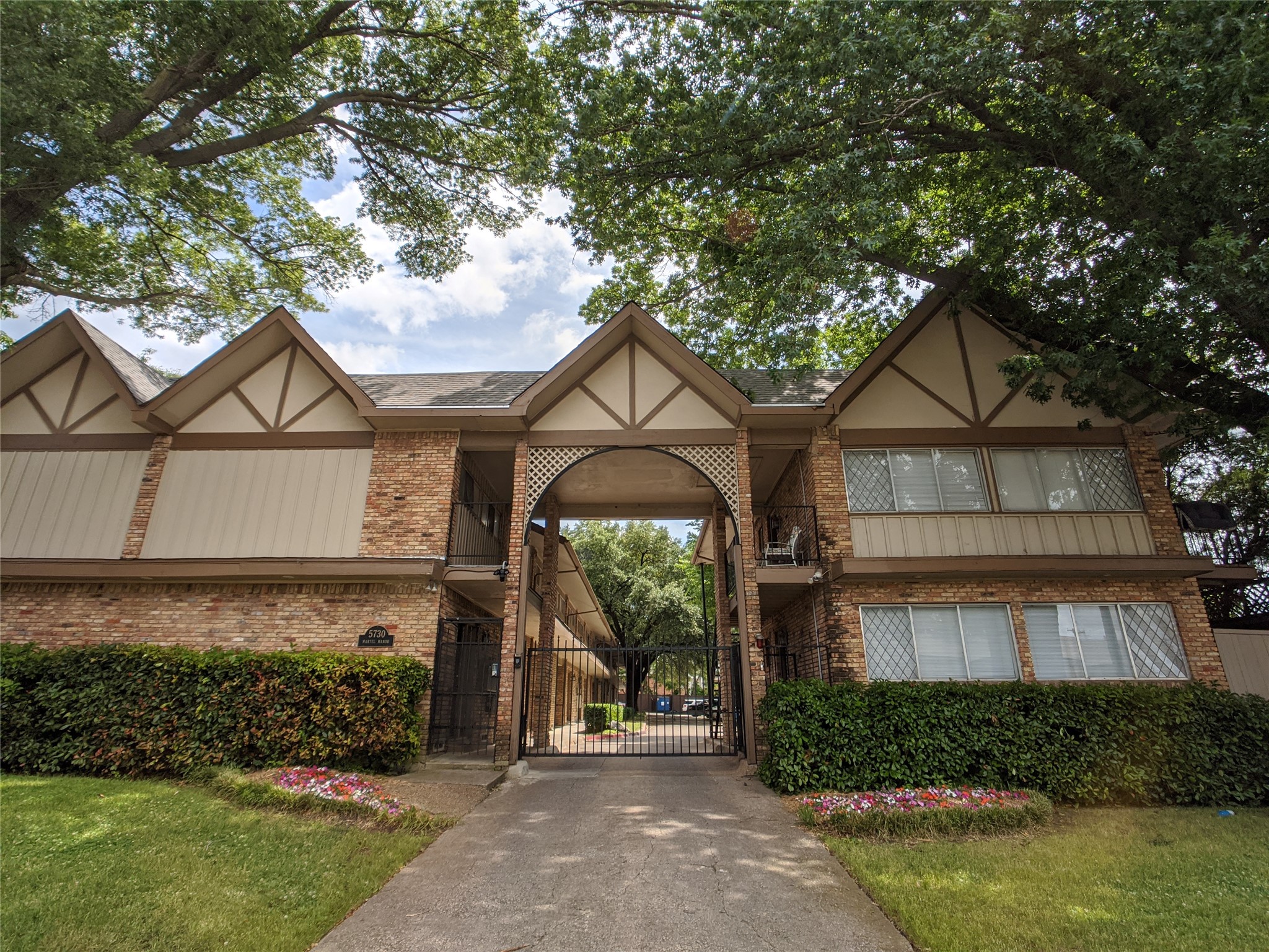5730 Martel Avenue Dallas TX 75206
