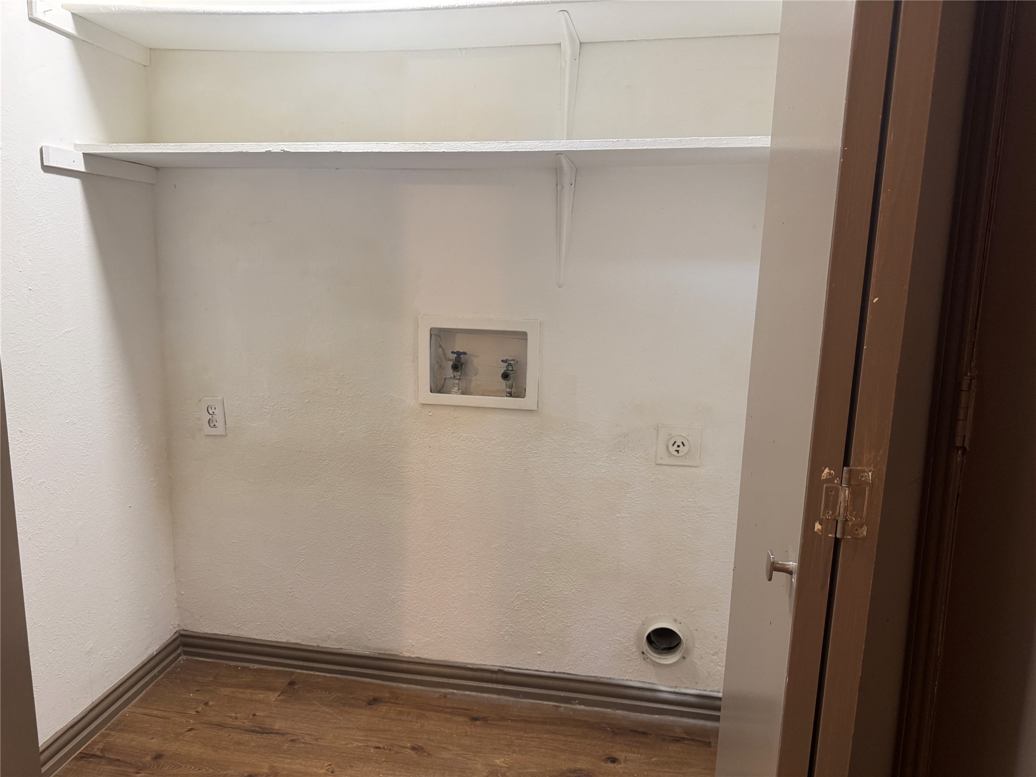 2012 Via Corona Carrollton TX 75006