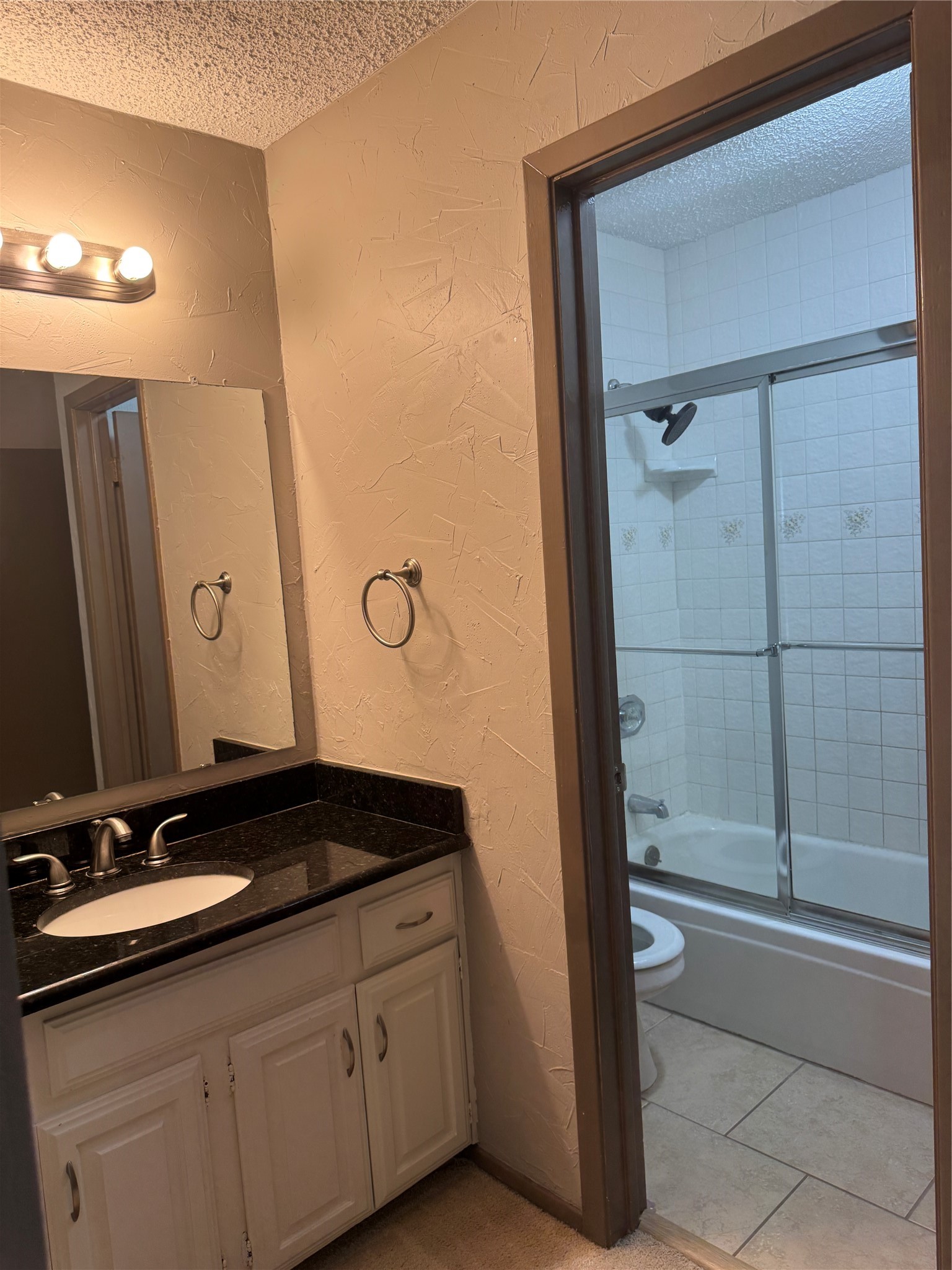 2012 Via Corona Carrollton TX 75006
