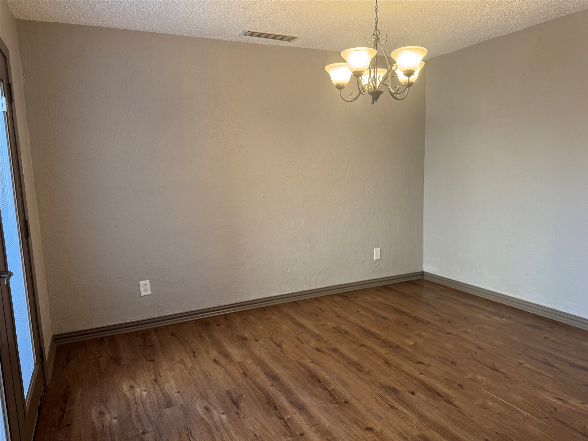 2012 Via Corona Carrollton TX 75006