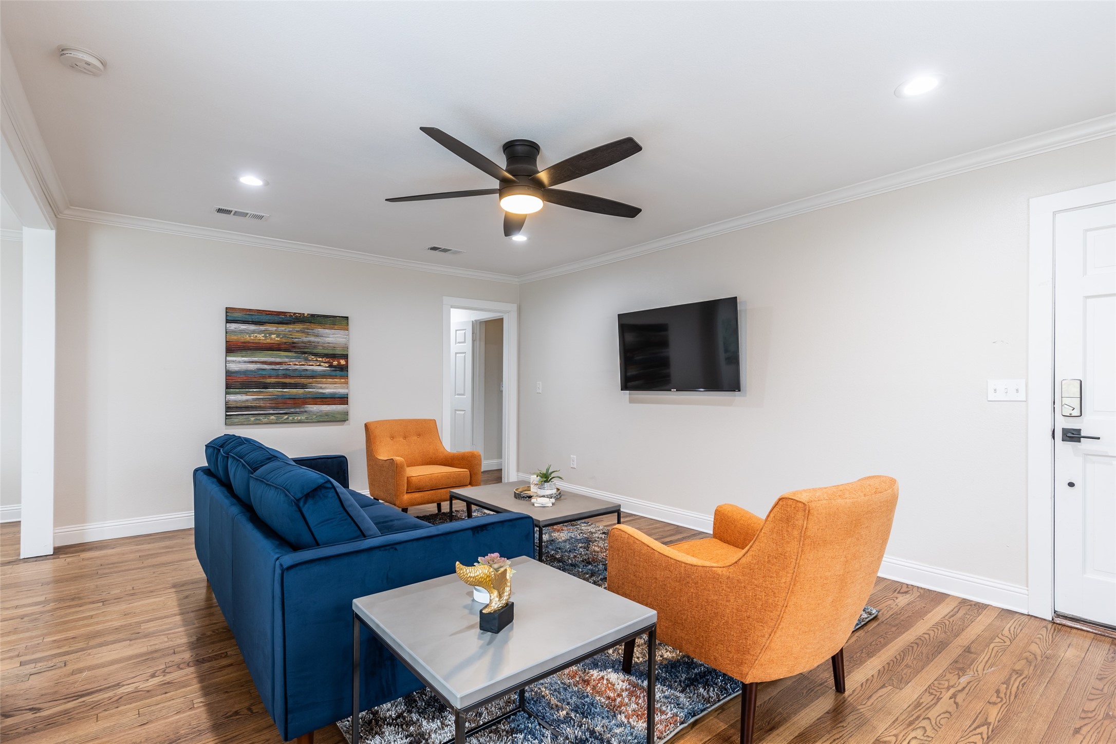 4535 Calmont Avenue Fort Worth TX 76107