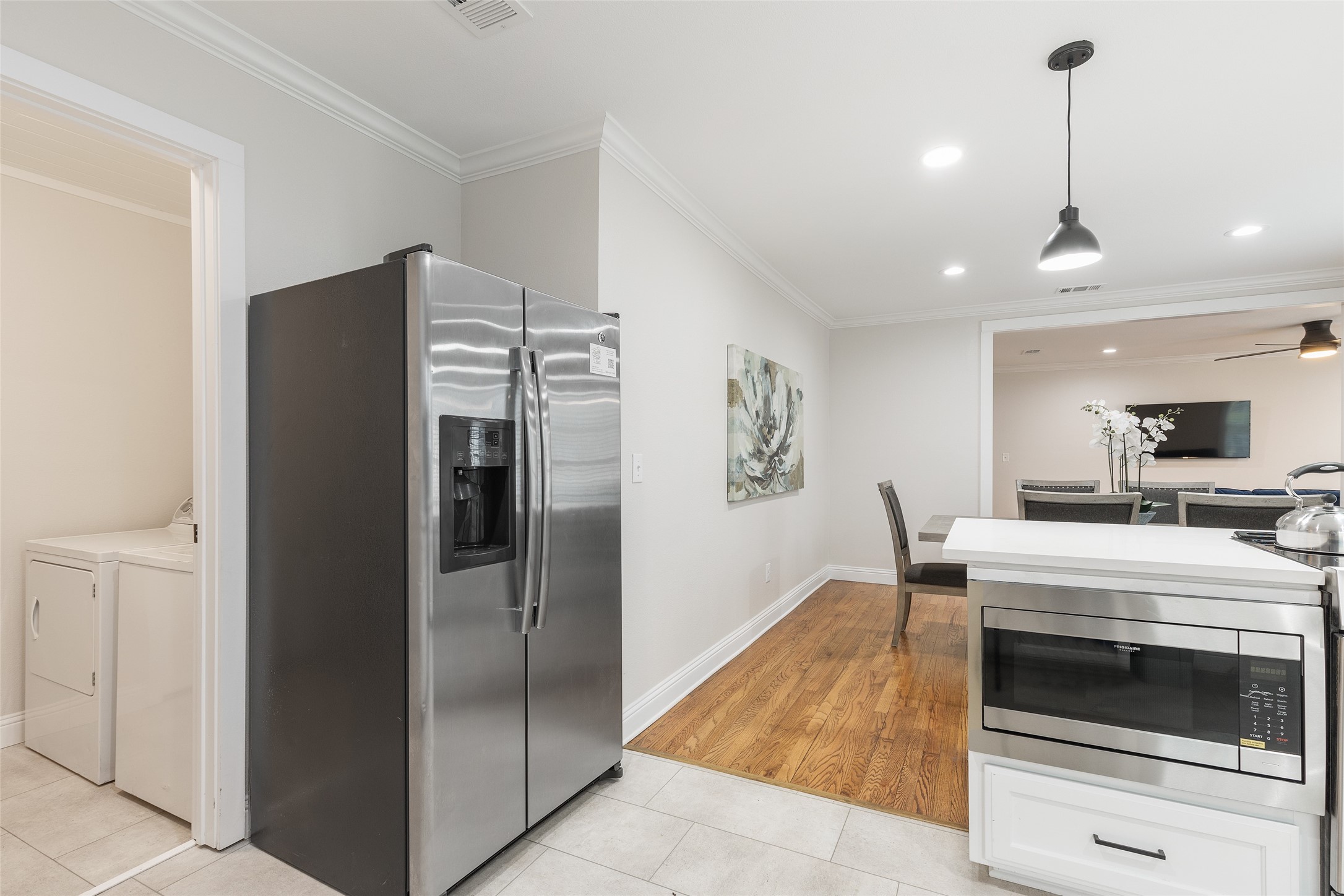 4535 Calmont Avenue Fort Worth TX 76107