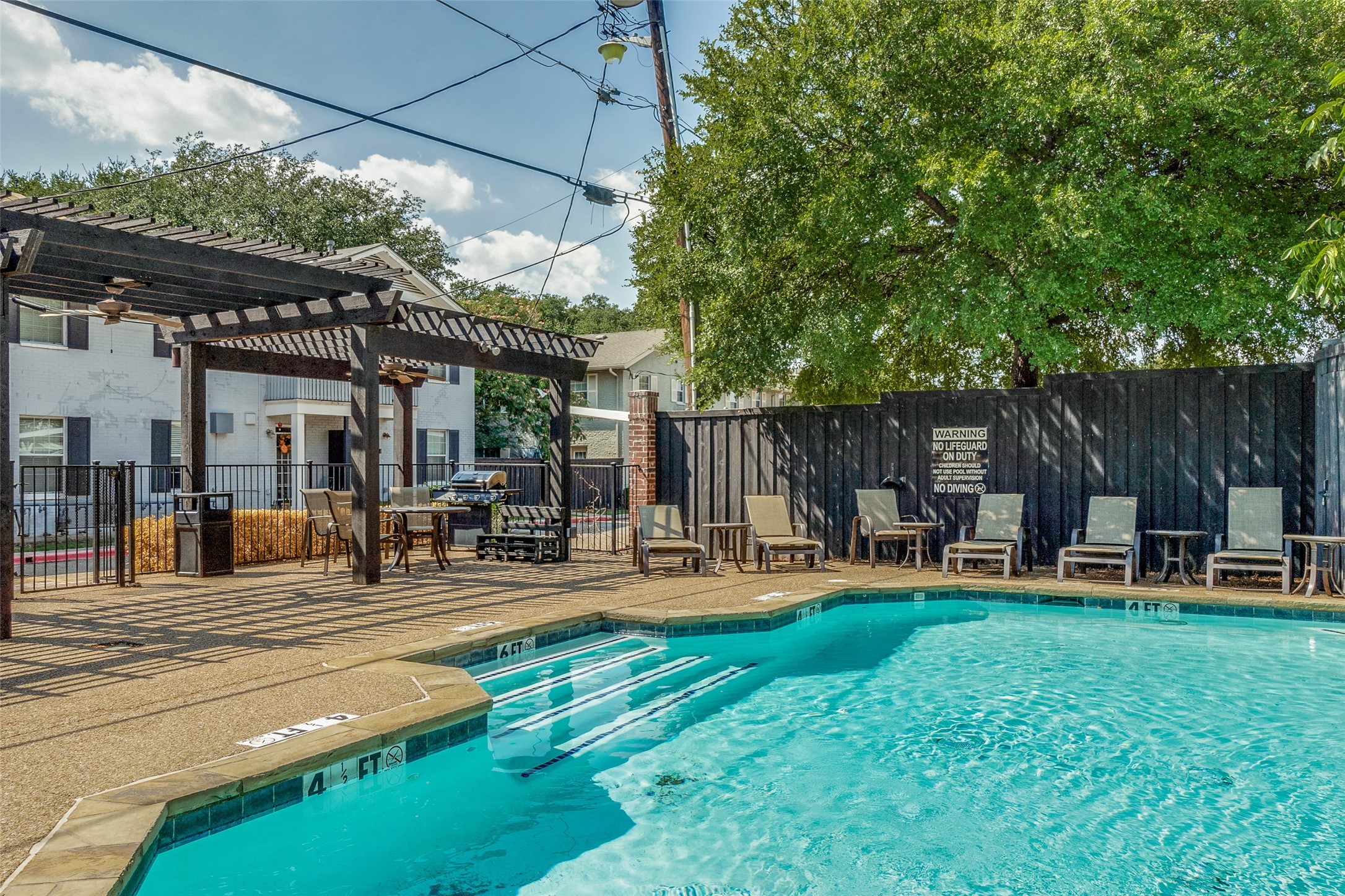 4744 Bradford Drive Dallas TX 75219
