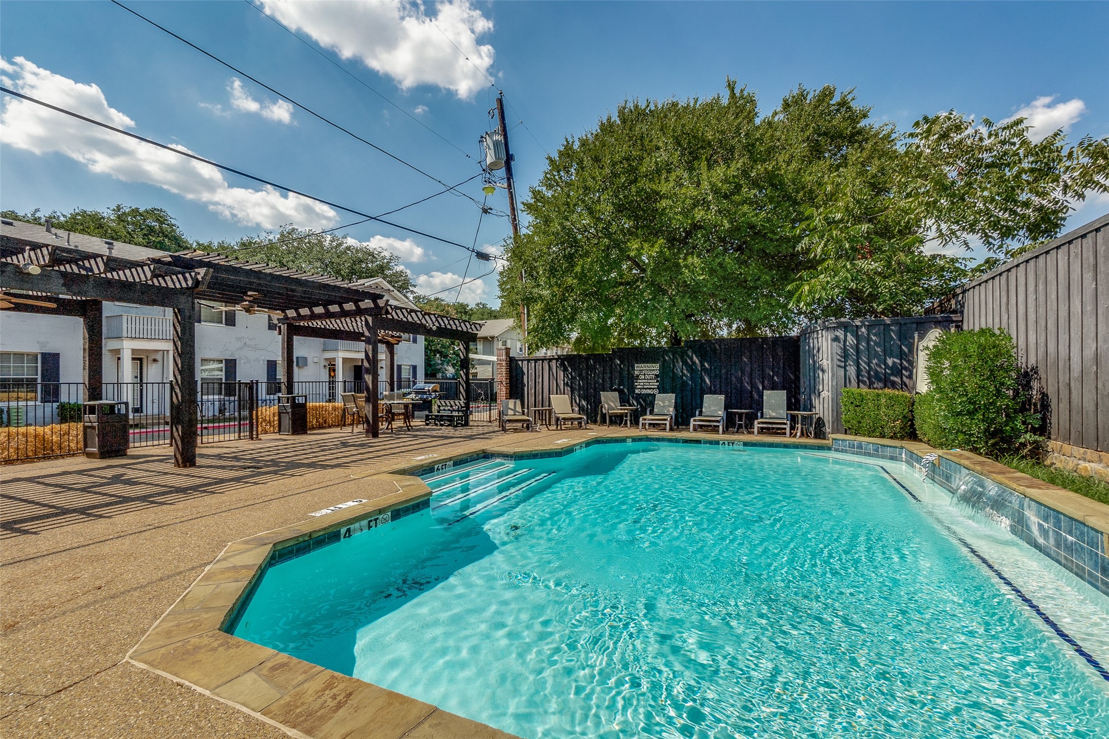 4744 Bradford Drive Dallas TX 75219