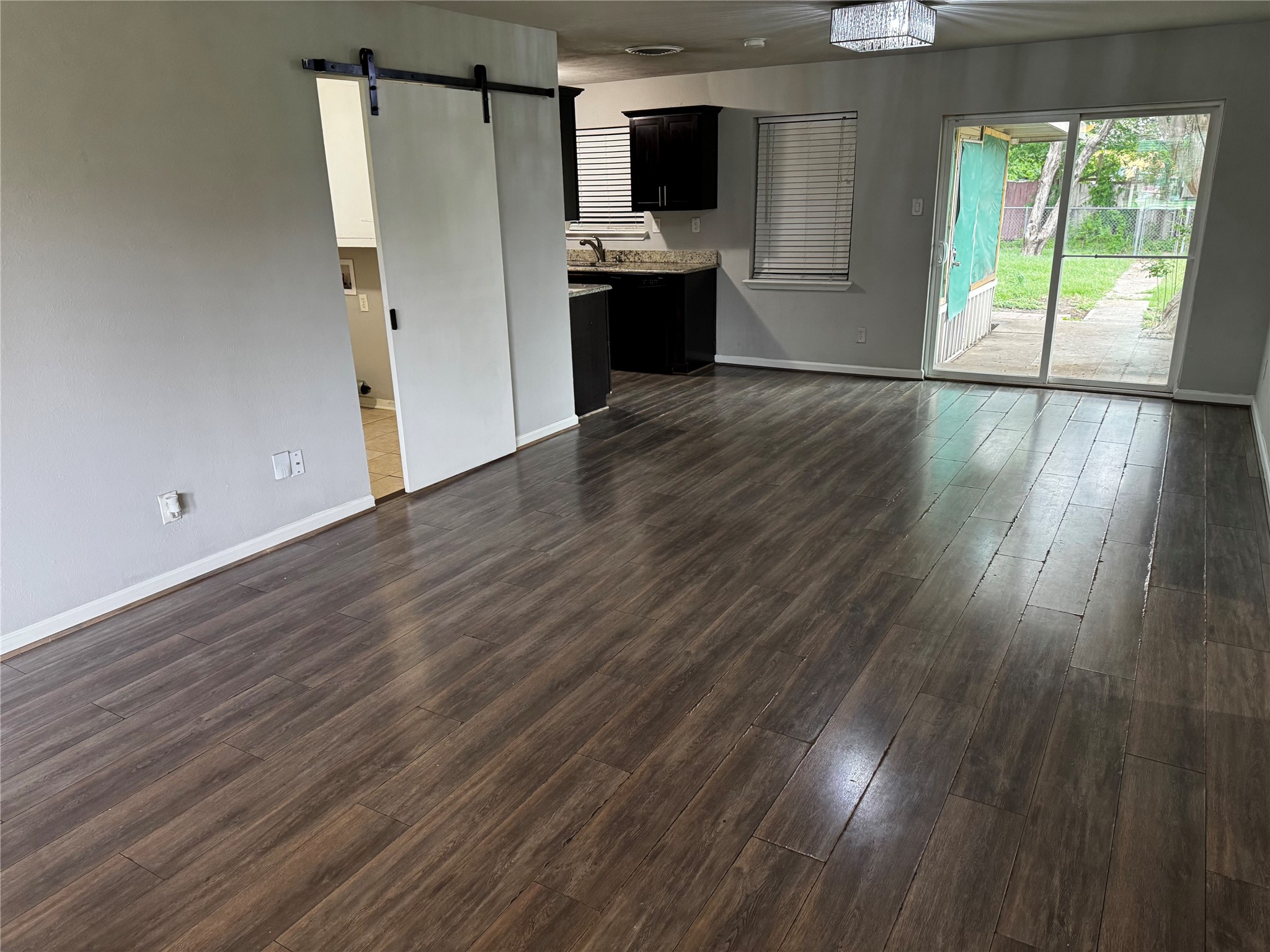 2607 Clearview Circle Dallas TX 75233