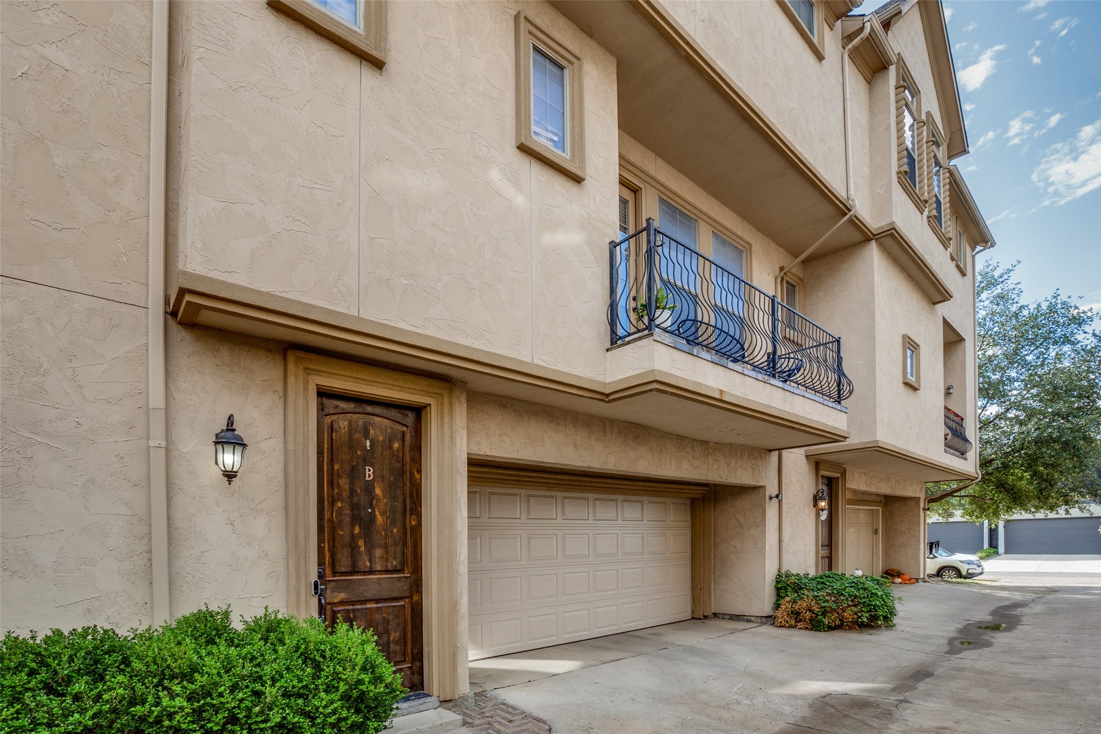 1914 Euclid Avenue Dallas TX 75206
