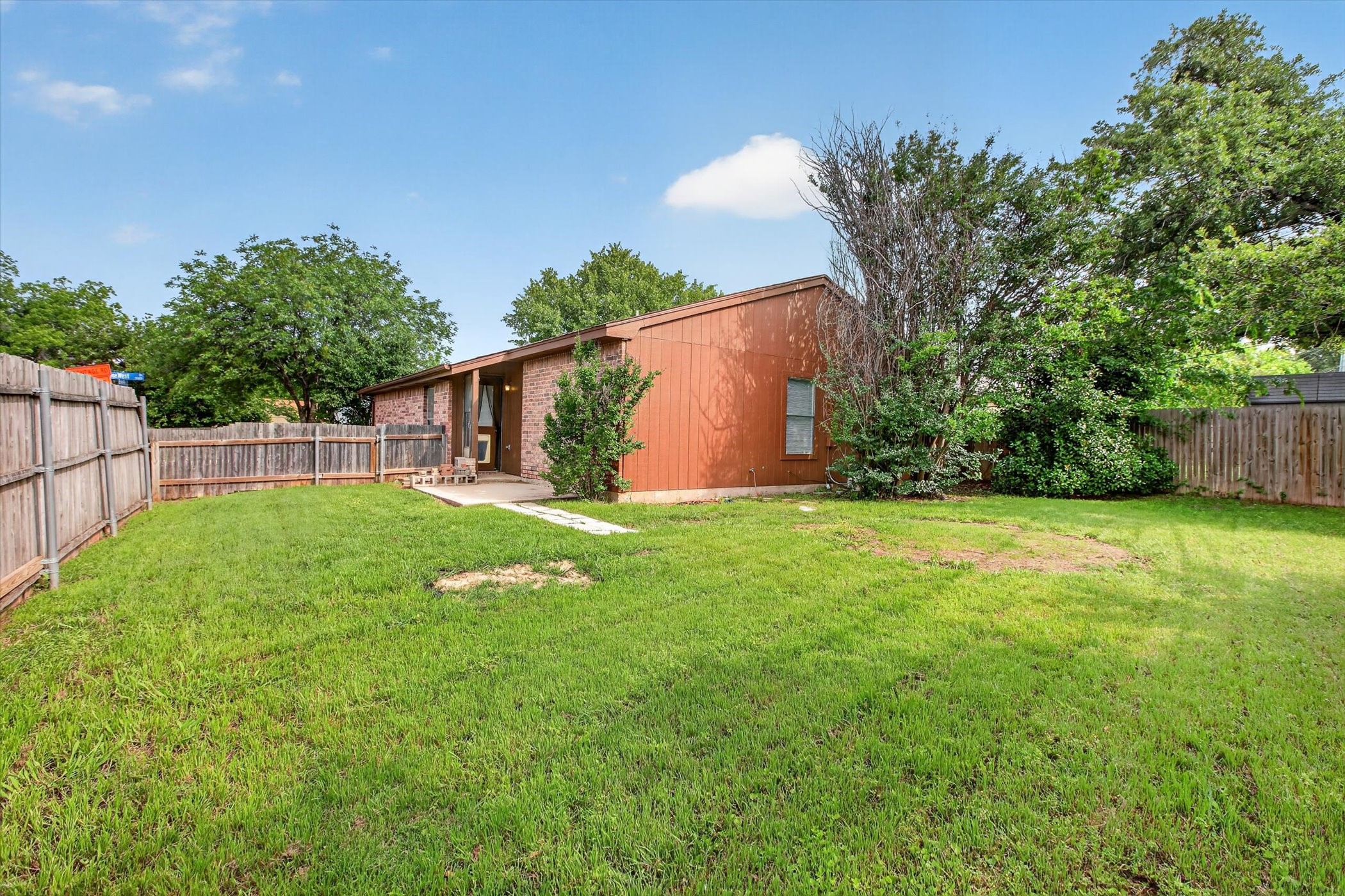5009 Stage West Drive Arlington TX 76017
