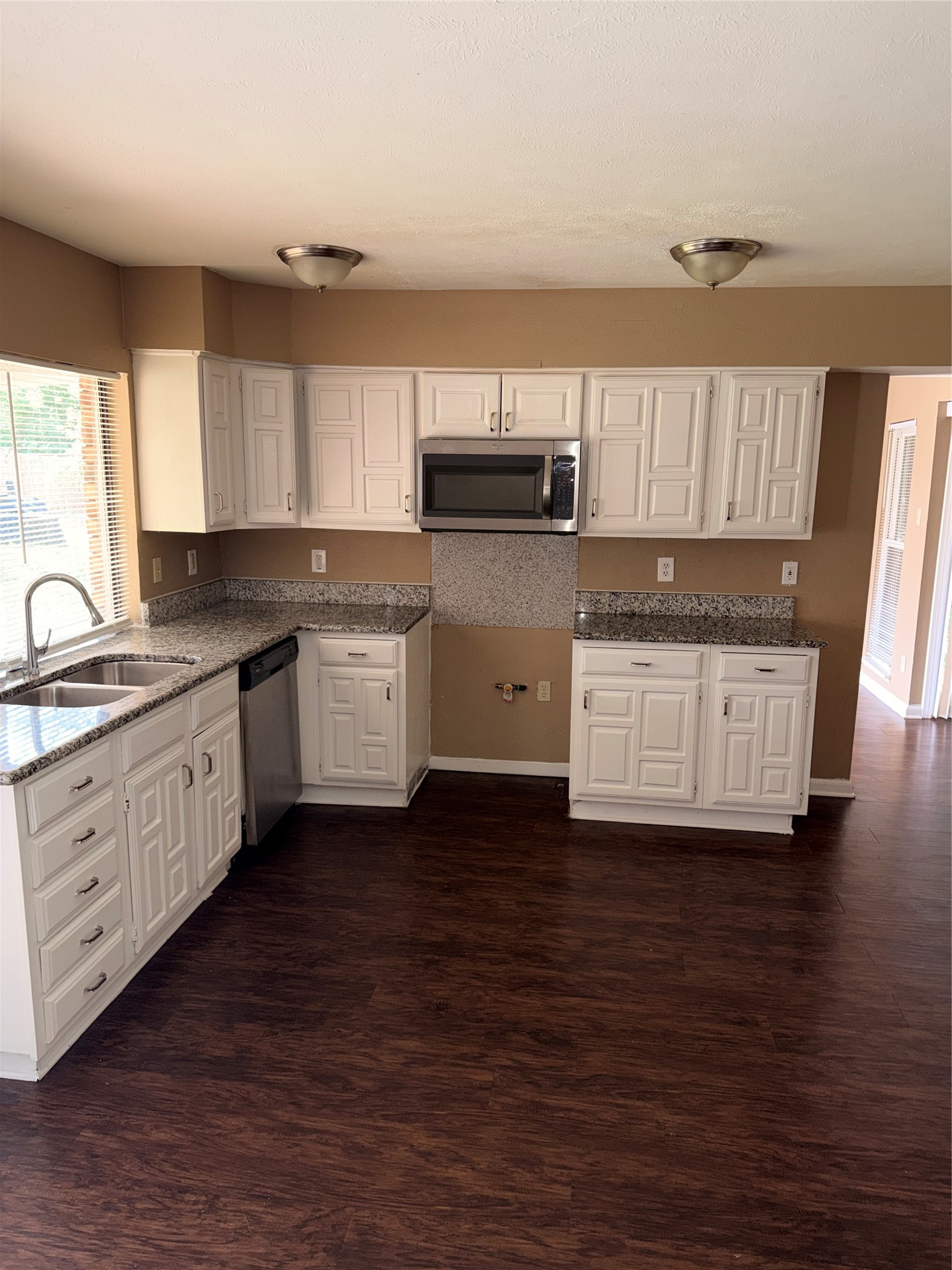 4625 Chalk Court Grand Prairie TX 75052