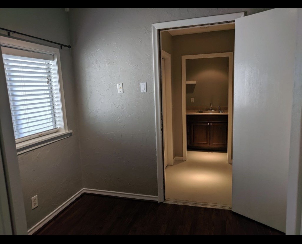 7303 Bucknell Drive Dallas TX 75214