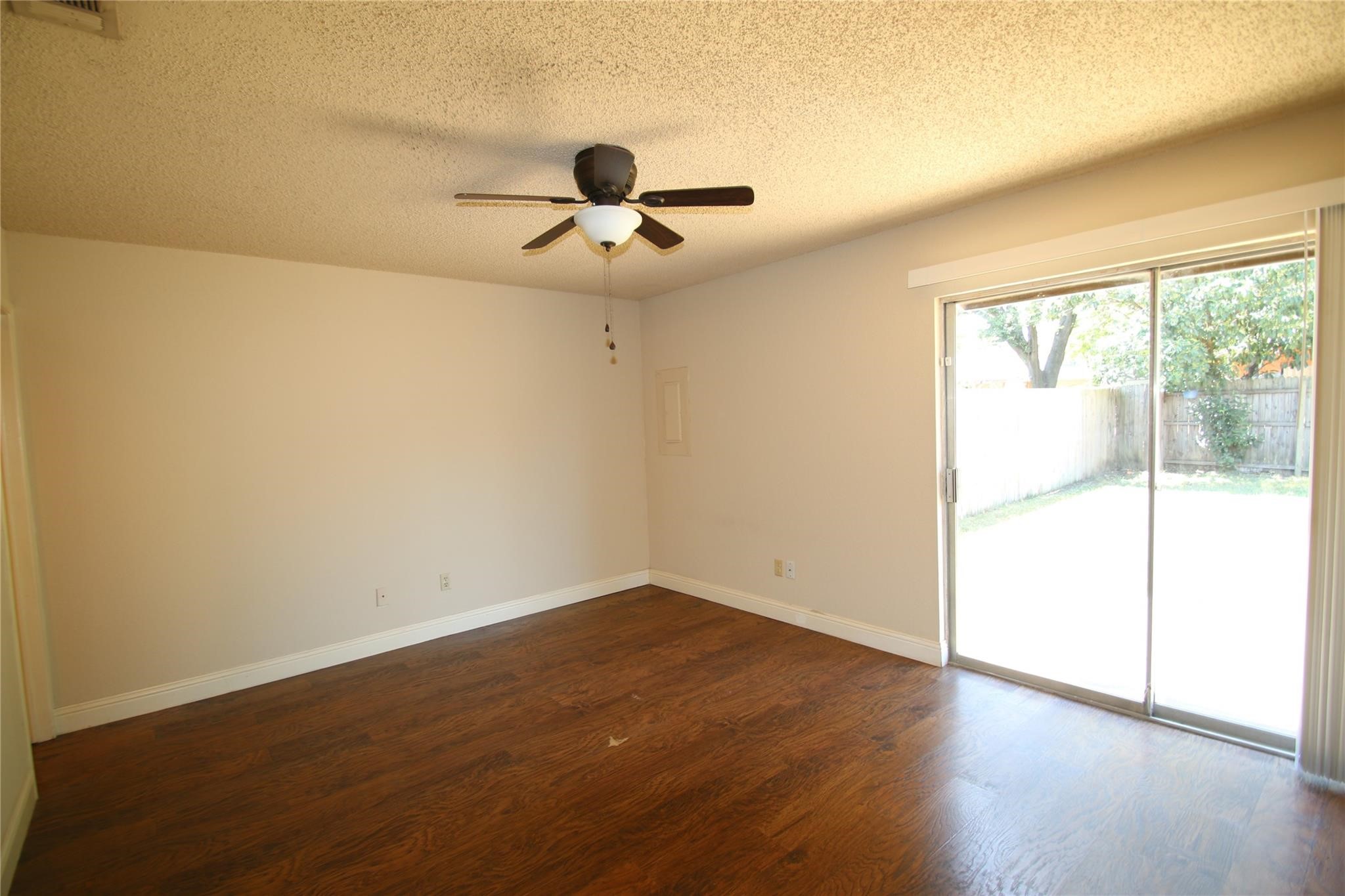7204 NE Loop 820 North Richland Hills TX 76180