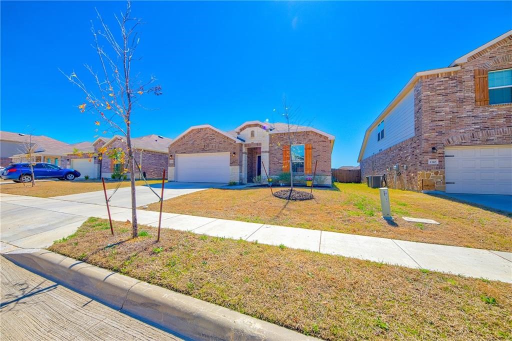 2344 Bermont Red Lane Fort Worth TX 76131