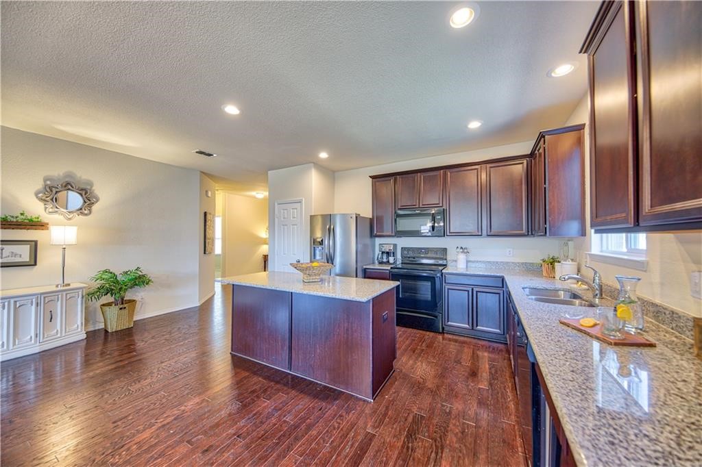 2344 Bermont Red Lane Fort Worth TX 76131