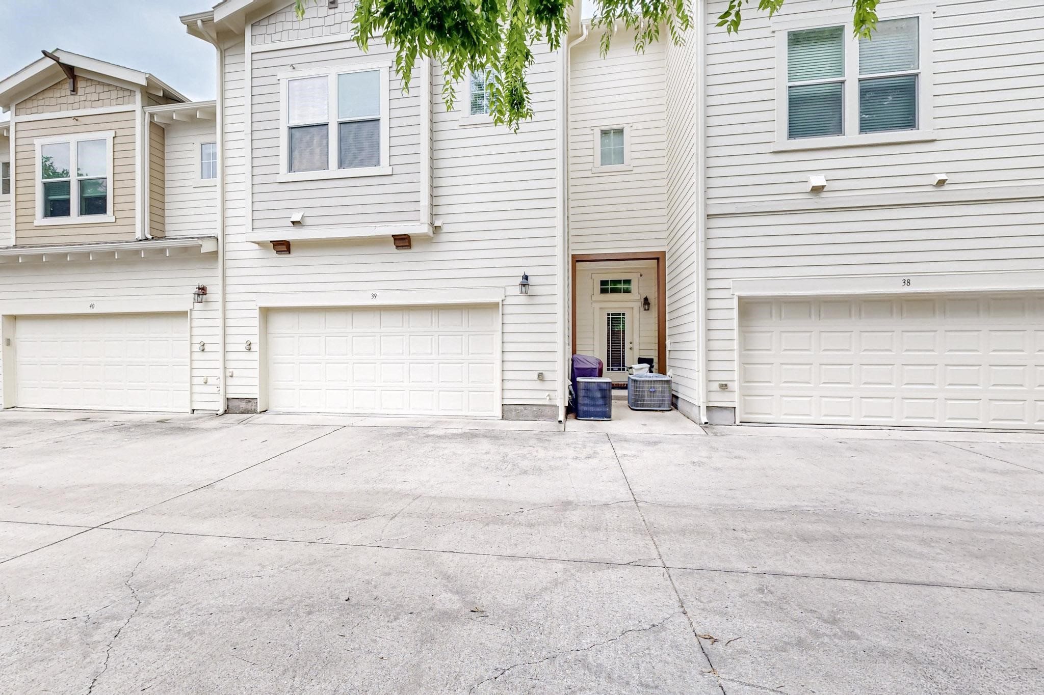 1600 Abrams Road Dallas TX 75214
