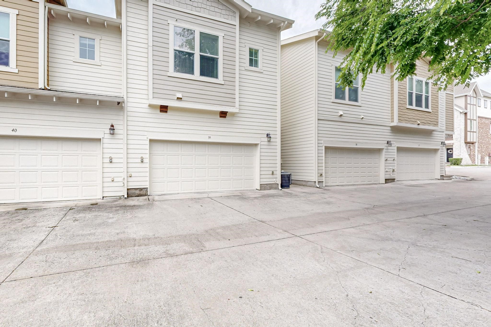 1600 Abrams Road Dallas TX 75214