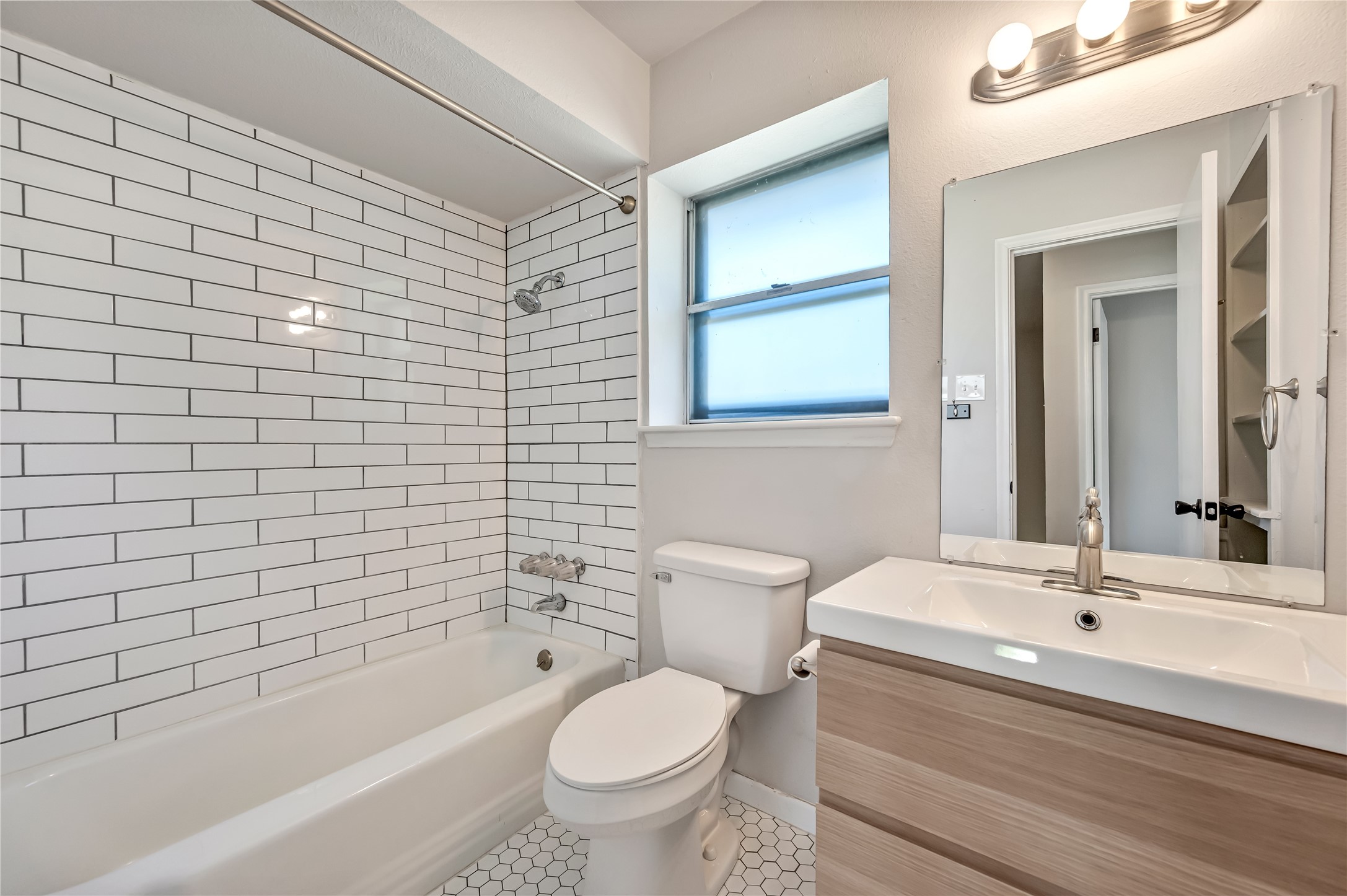 3154 Brincrest Drive Farmers Branch TX 75234
