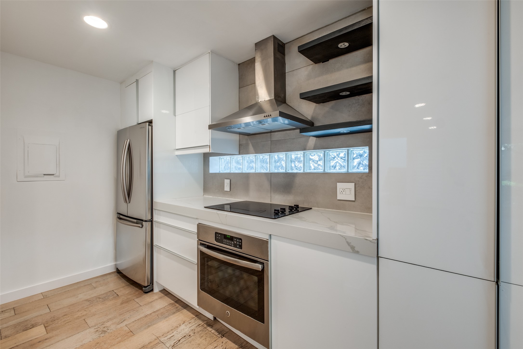 4231 Travis Street Dallas TX 75205