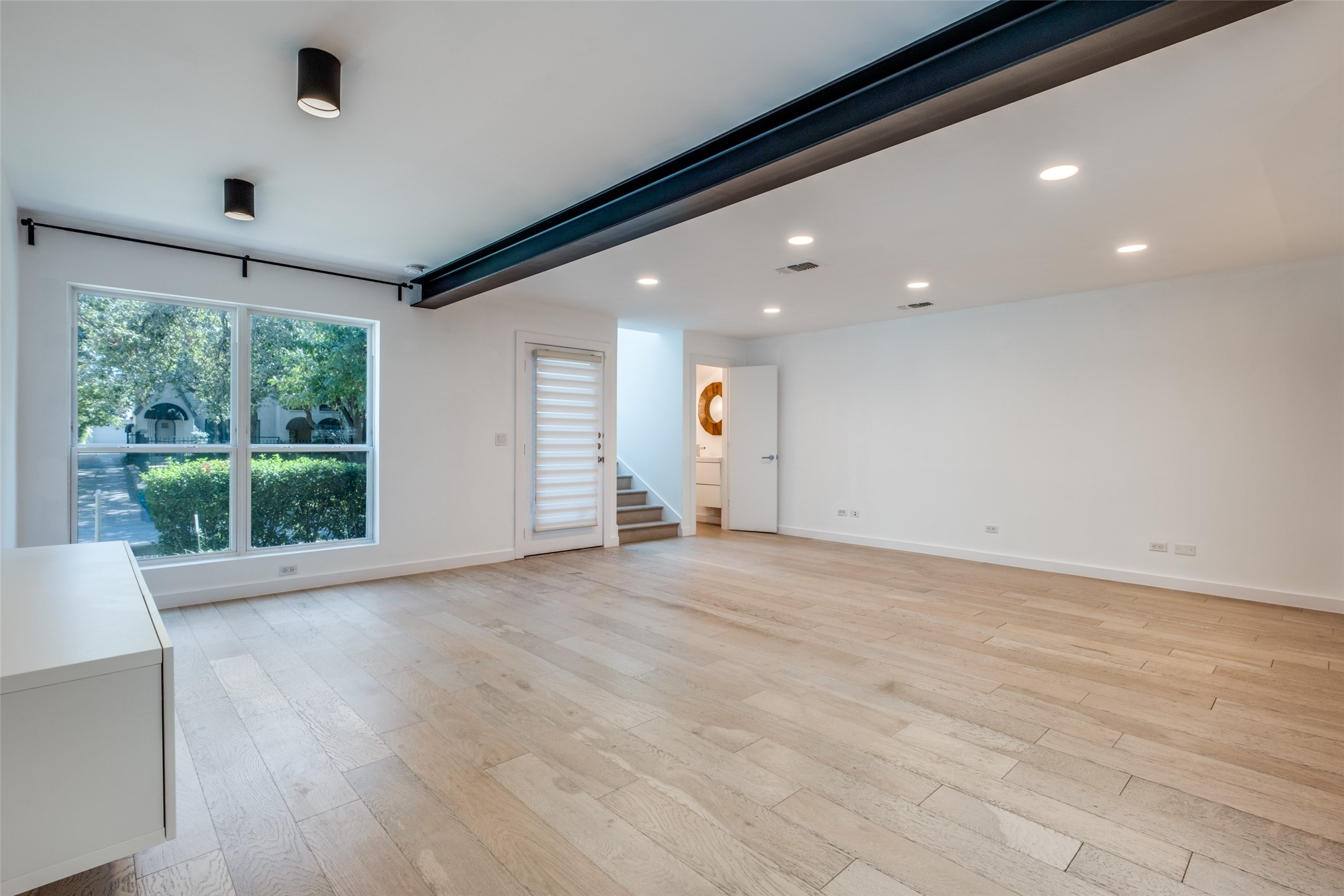 4231 Travis Street Dallas TX 75205