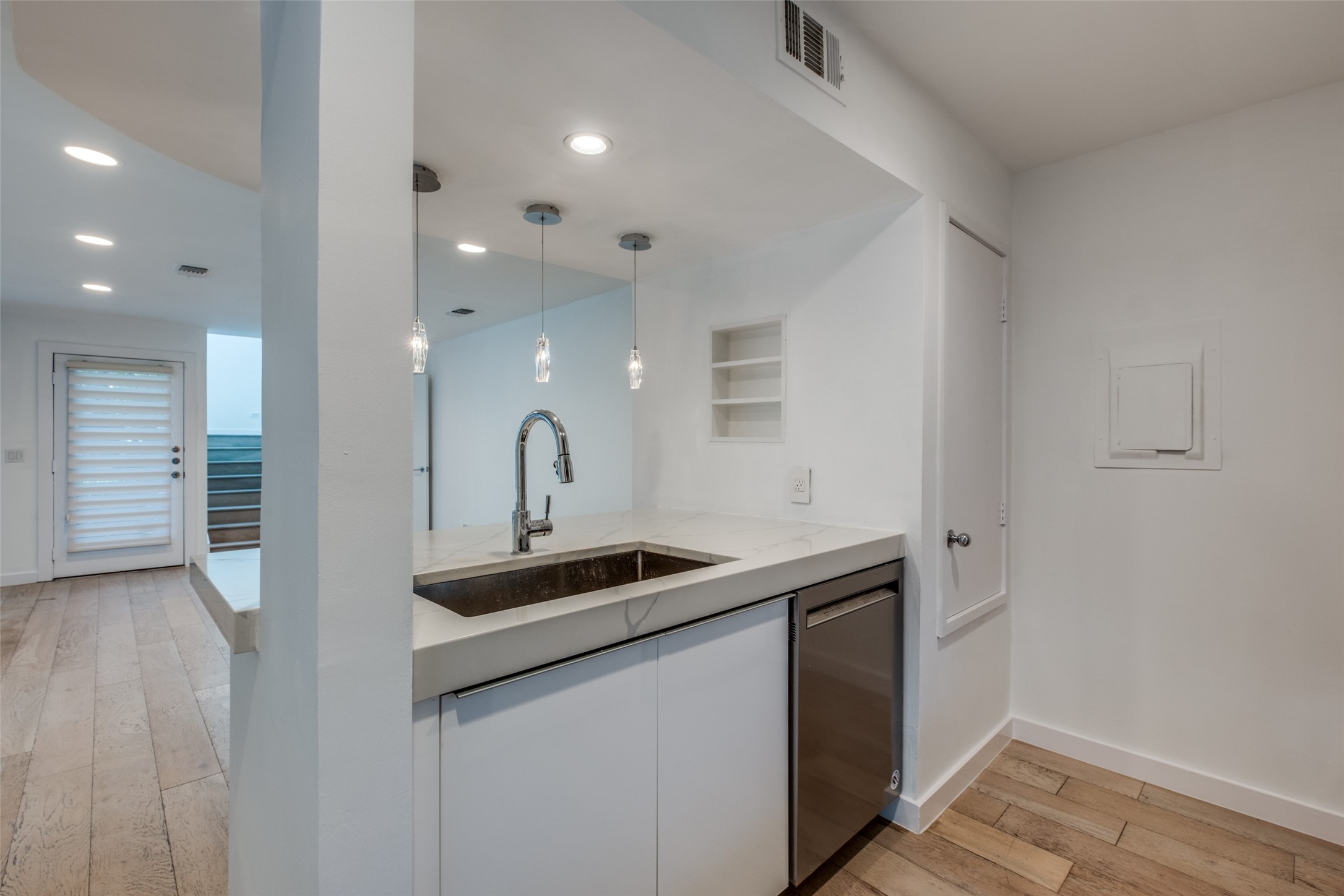 4231 Travis Street Dallas TX 75205