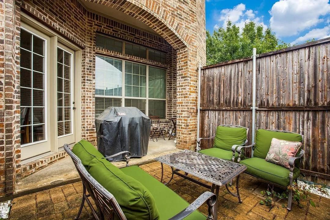 2203 Kirby Street Dallas TX 75204