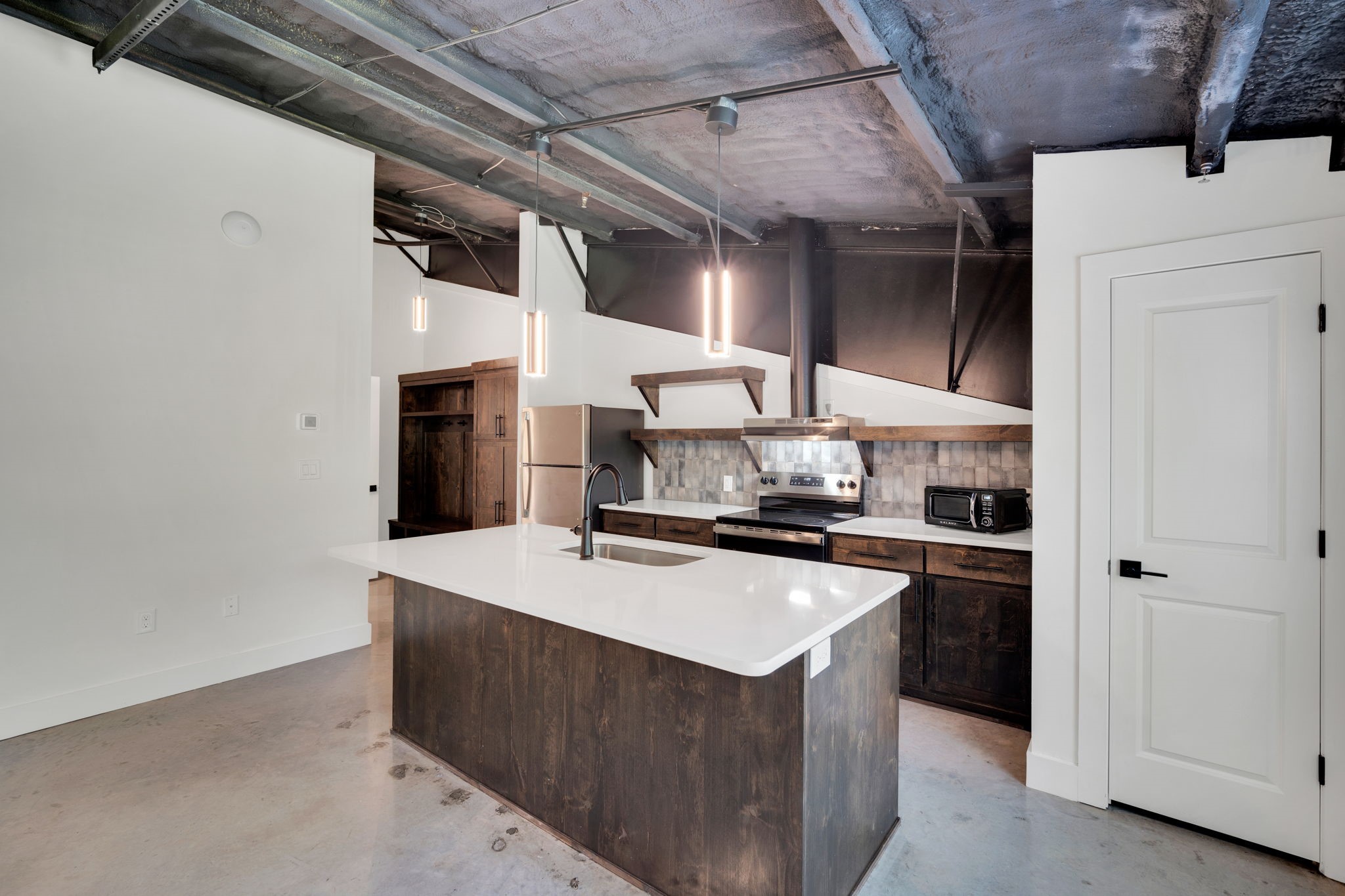 301 W Main Street Midlothian TX 76065