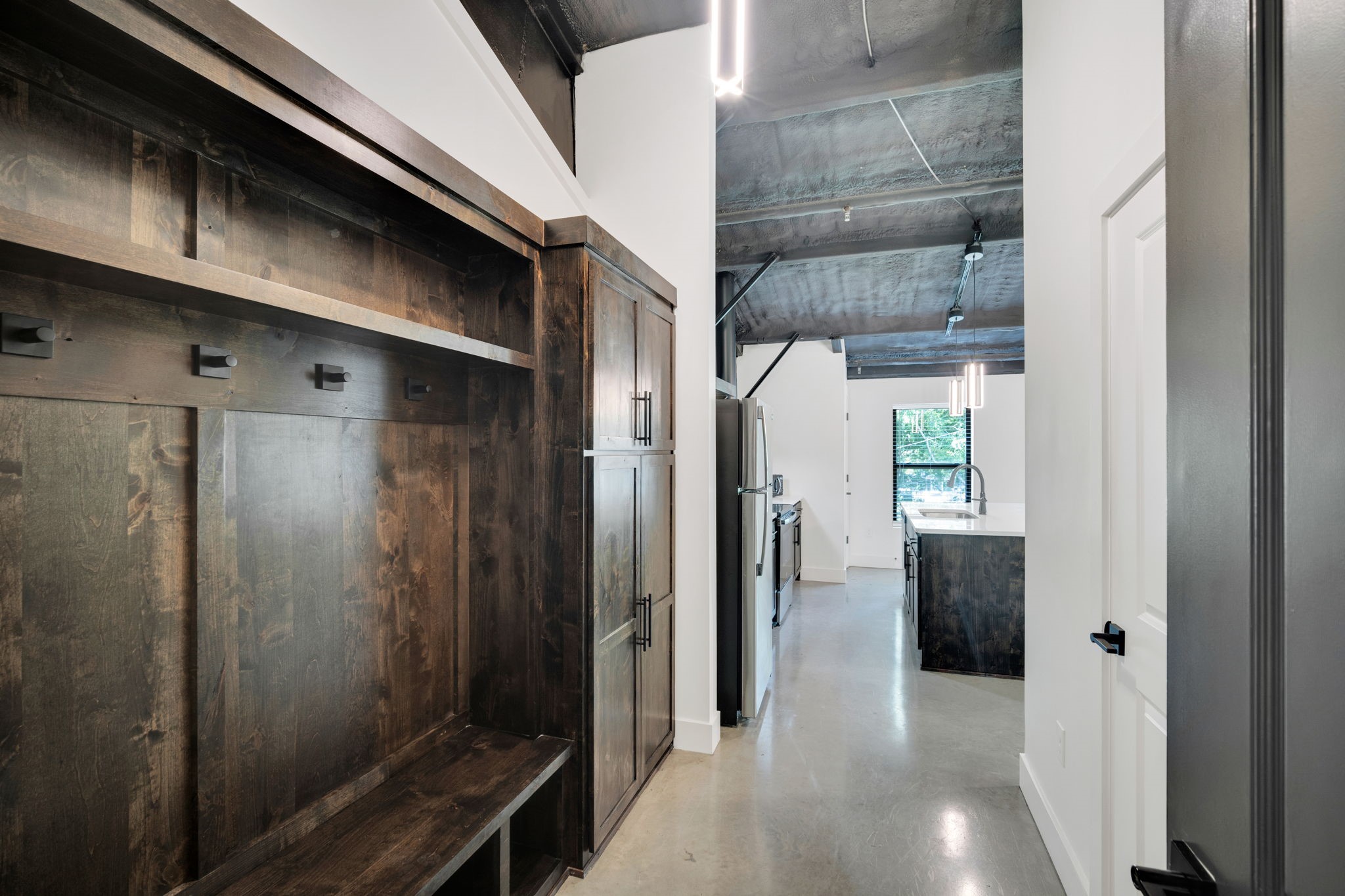 301 W Main Street Midlothian TX 76065
