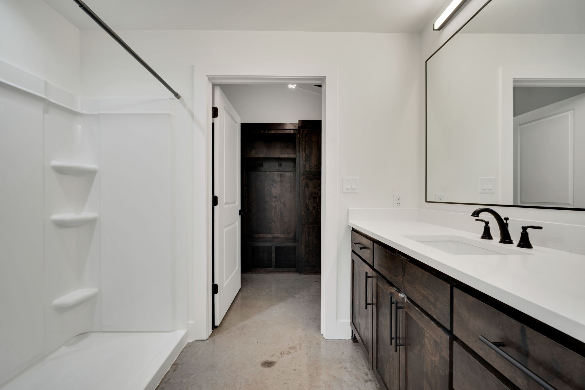 301 W Main Street Midlothian TX 76065