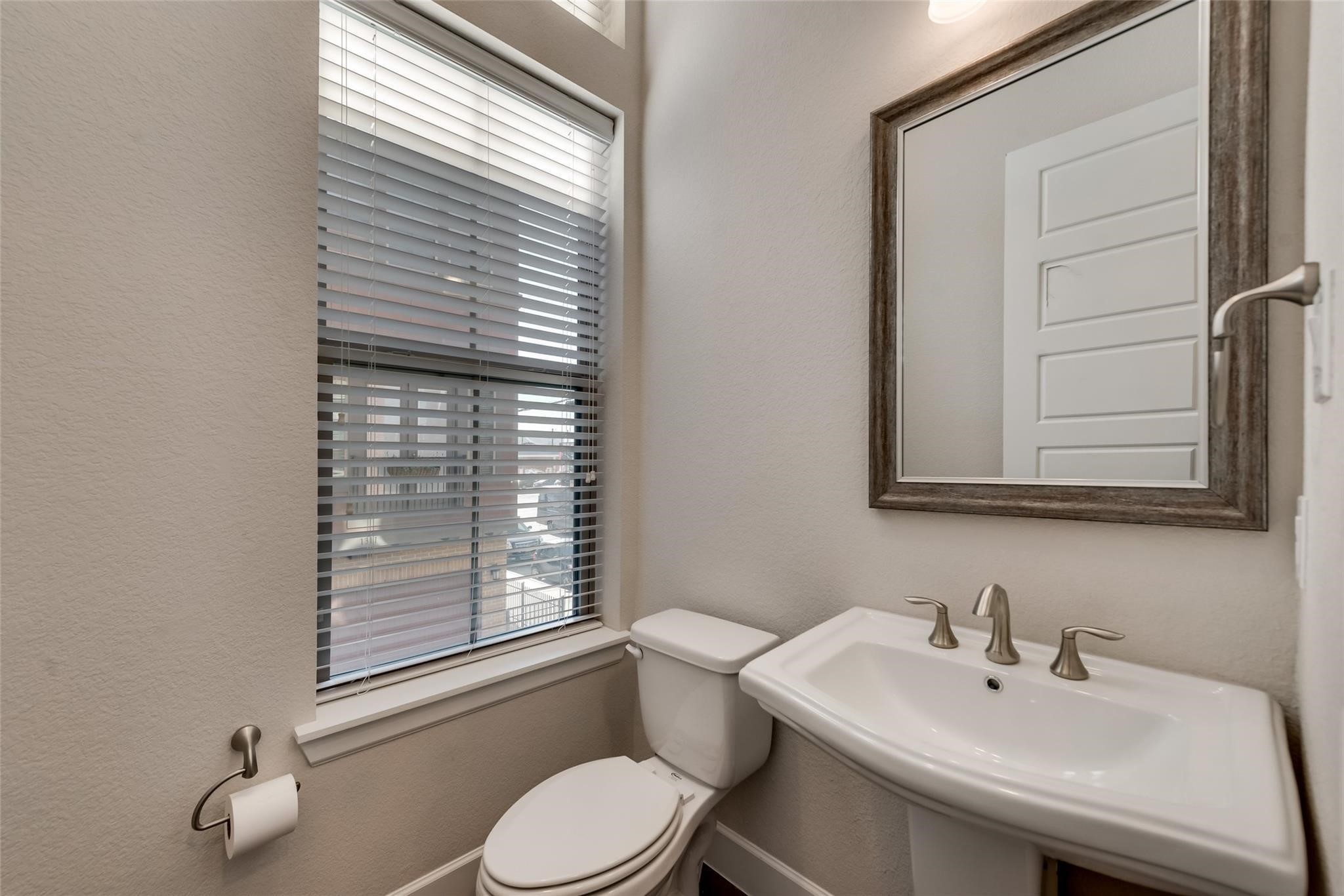 1310 Branchwood Place Dallas TX 75215