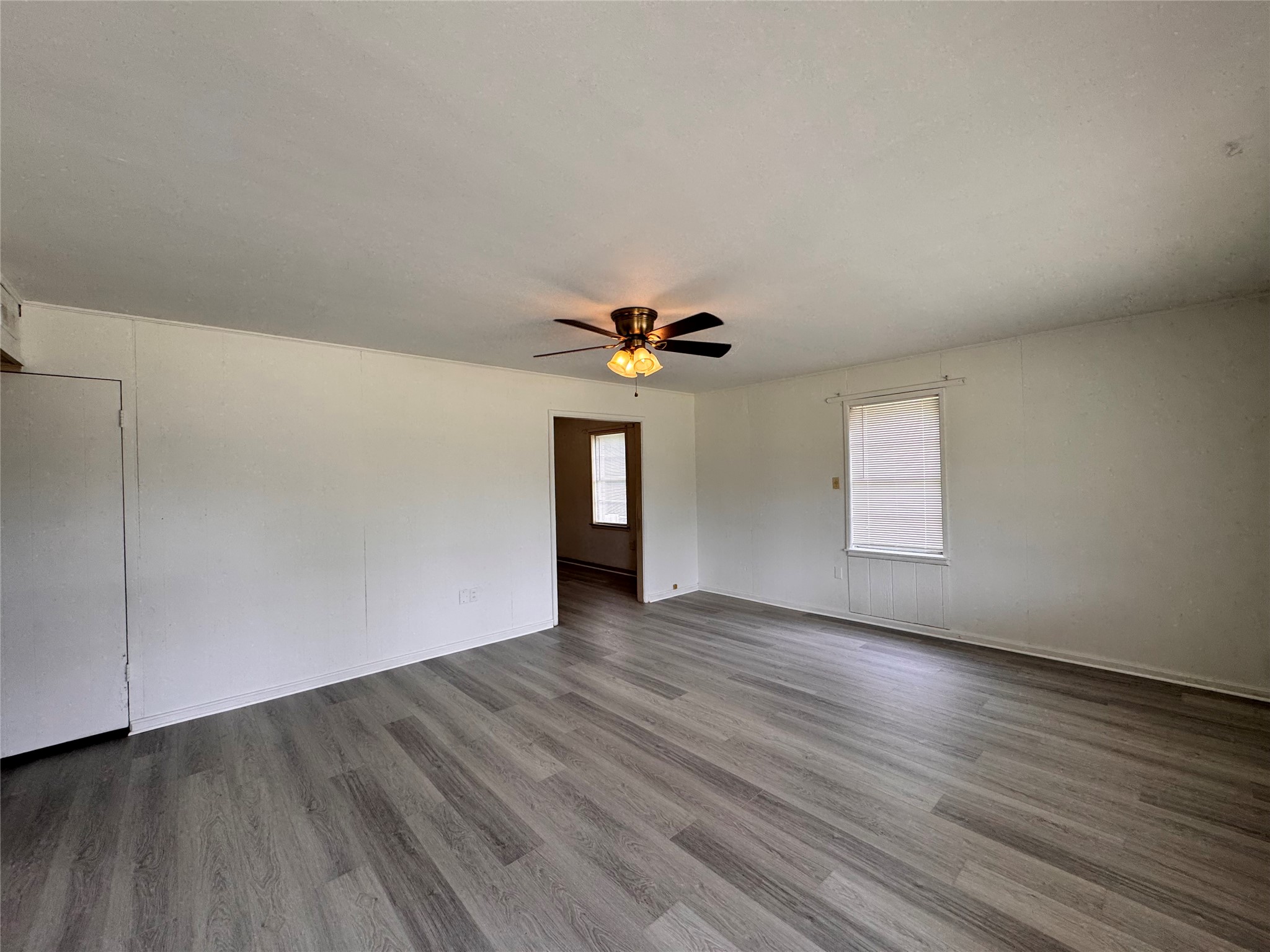 512 S Colorado Street Whitney TX 76692